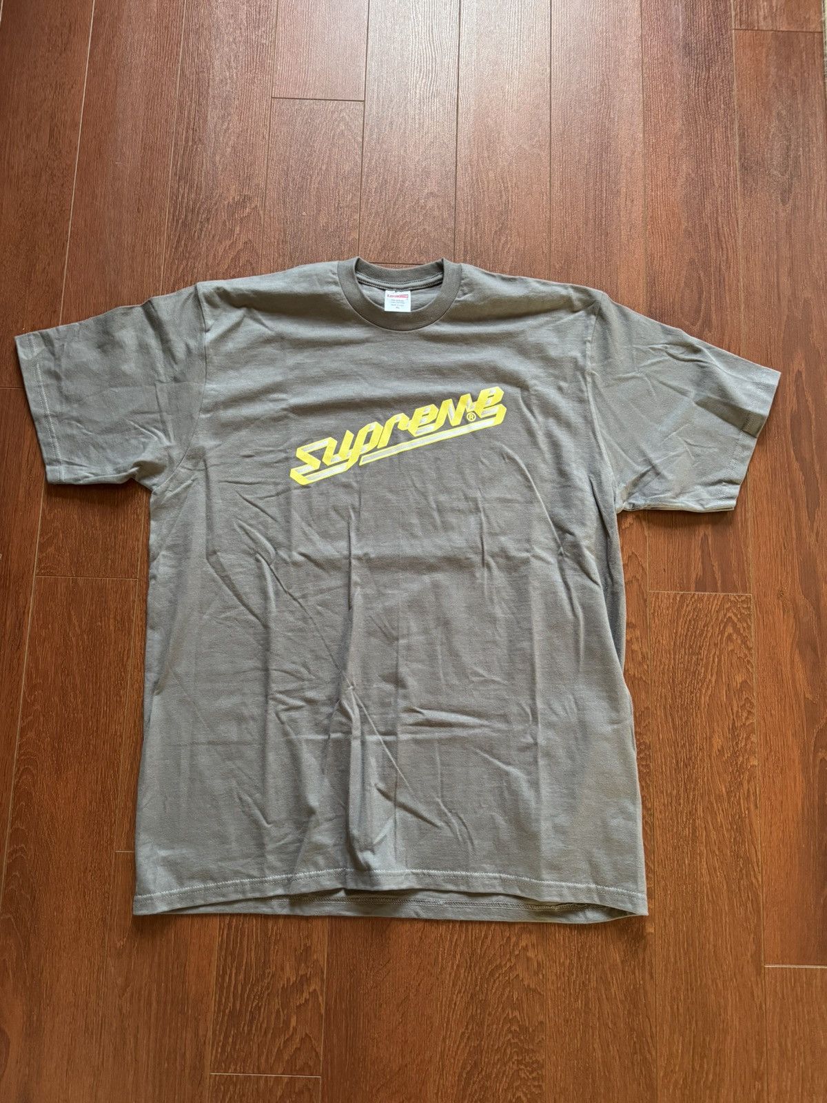 Supreme Supreme Banner tee FW23 Size US XL / EU 56 / 4 - 1 Thumbnail