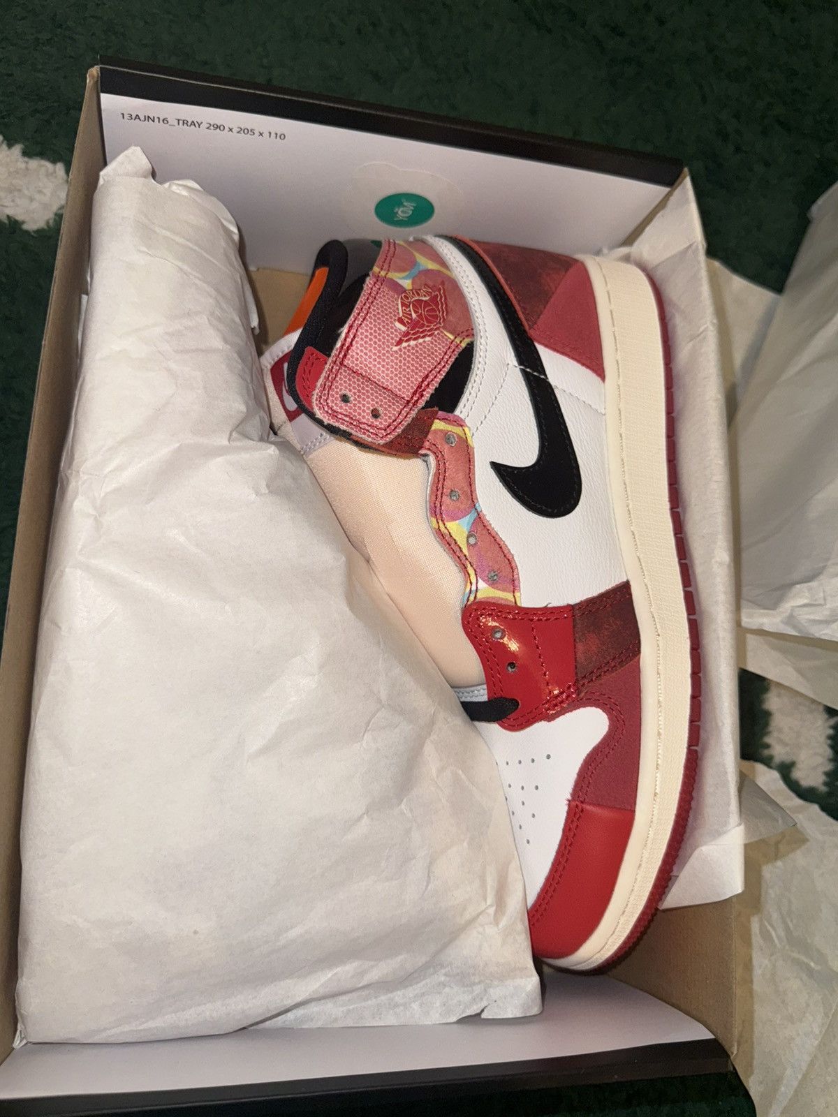 Jordan Brand Jordan 1 “ SpiderVerse” SZ.7Y Size US 7 / EU 40 - 2 Thumbnail