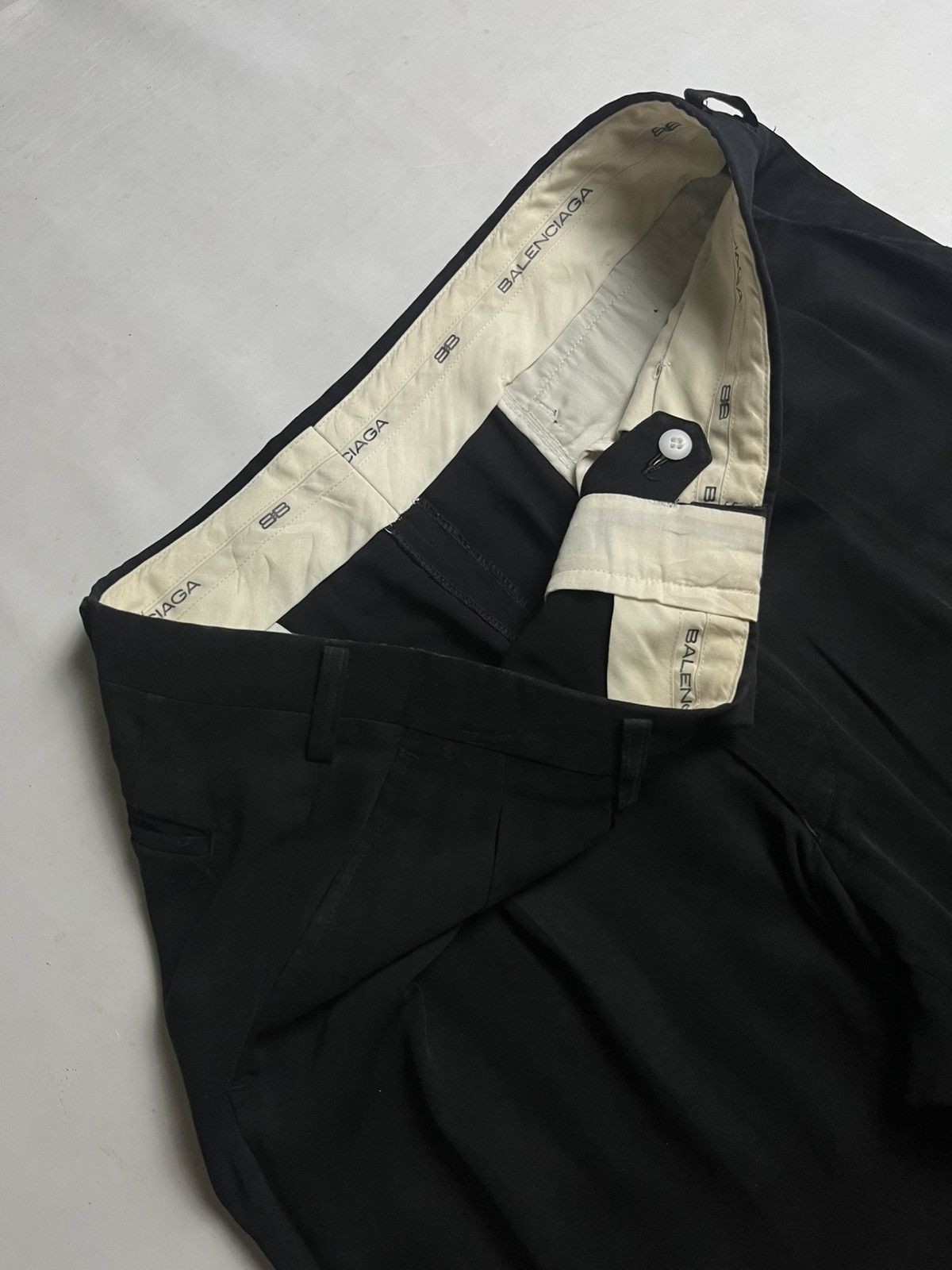 Balenciaga 90s Balenciaga Vintage throusher double pleateds pant Size US 38 / EU 54 - 4 Thumbnail