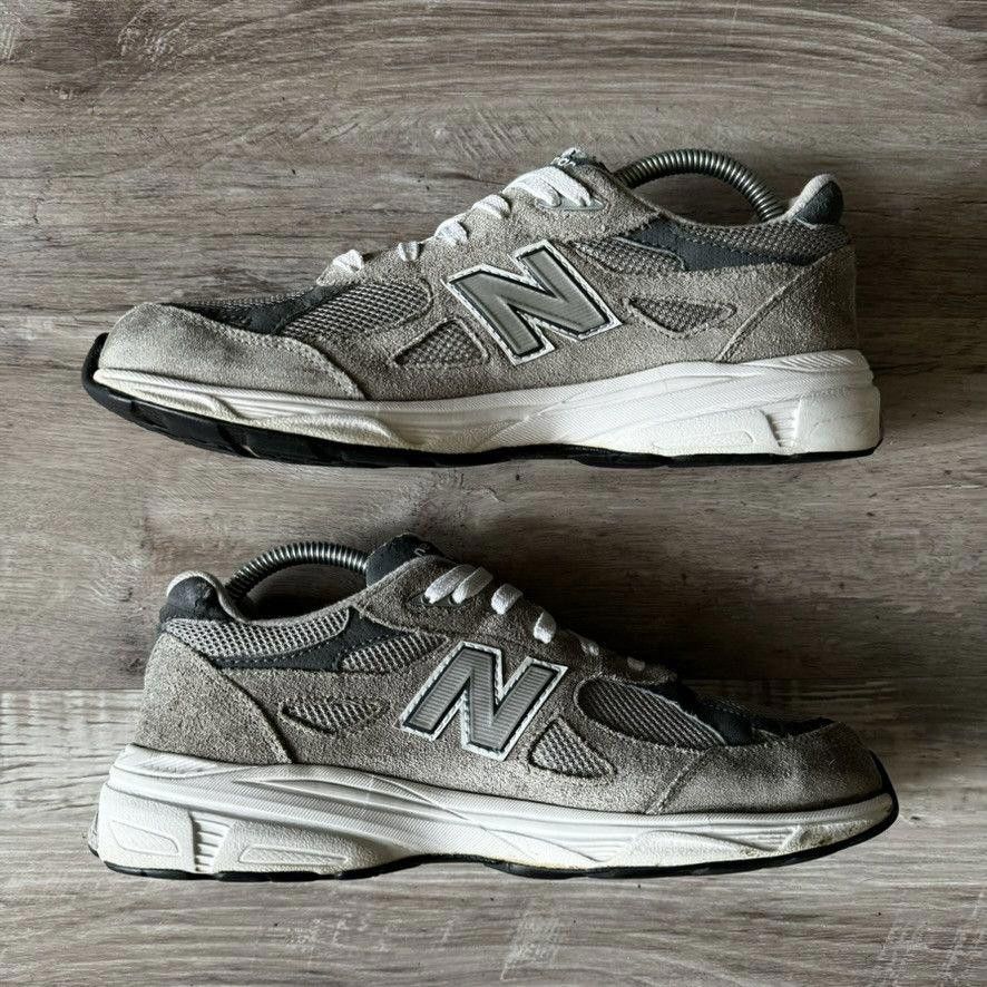 New Balance NEW BALANCE • 990v3 Big Kid "Grey" (7M) Size US 7 / EU 40 - 3 Thumbnail