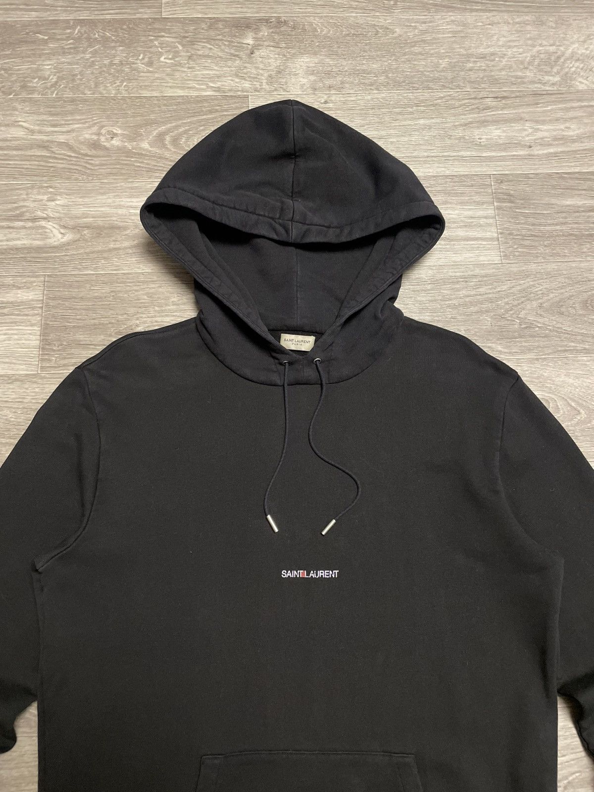 Saint Laurent Paris 2018 Saint Laurent Paris Black Center Logo Hoodie Size US L / EU 52-54 / 3 - 2 Thumbnail