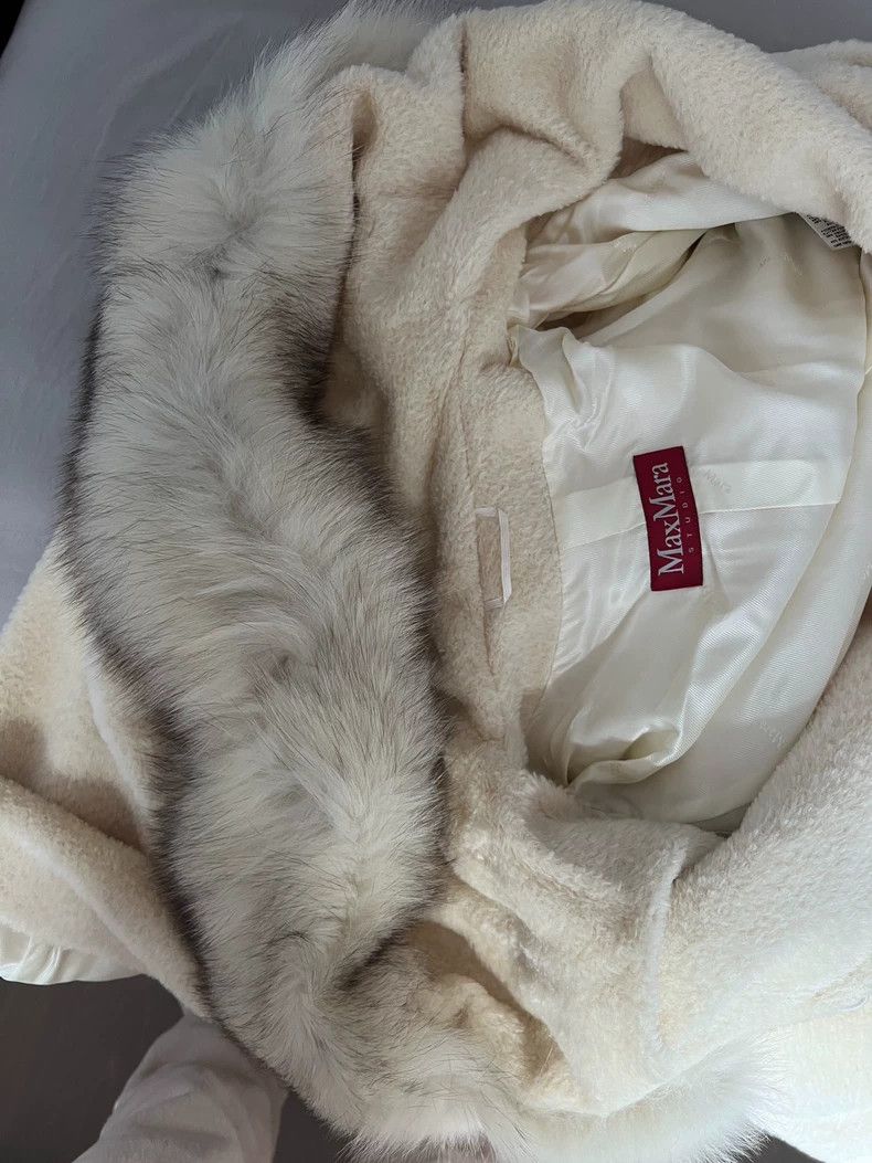 Max Mara Max Mara Long beige coat Size L / US 10 / IT 46 - 3 Thumbnail