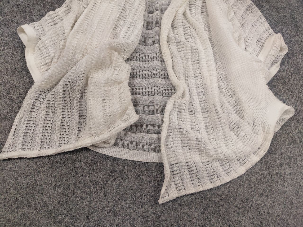 Issey Miyake Vintage Issey Miyake HaaT Lace Knit Bolero open front draped Size S / US 4 / IT 40 - 5 Thumbnail