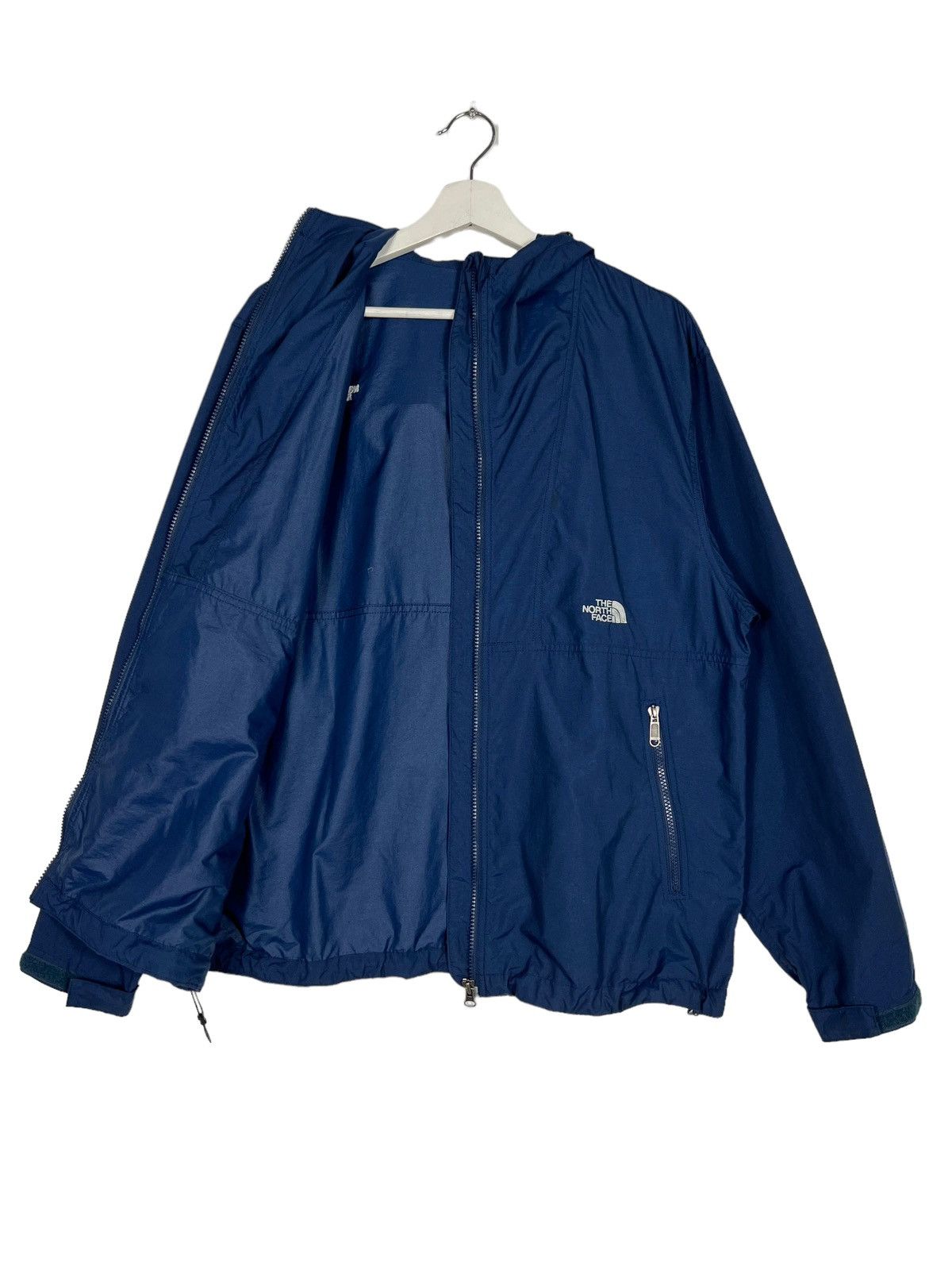 The North Face 🔥 THE NORTH FACE LIGHT WINDBREAKER JACKET Size US L / EU 52-54 / 3 - 9 Thumbnail