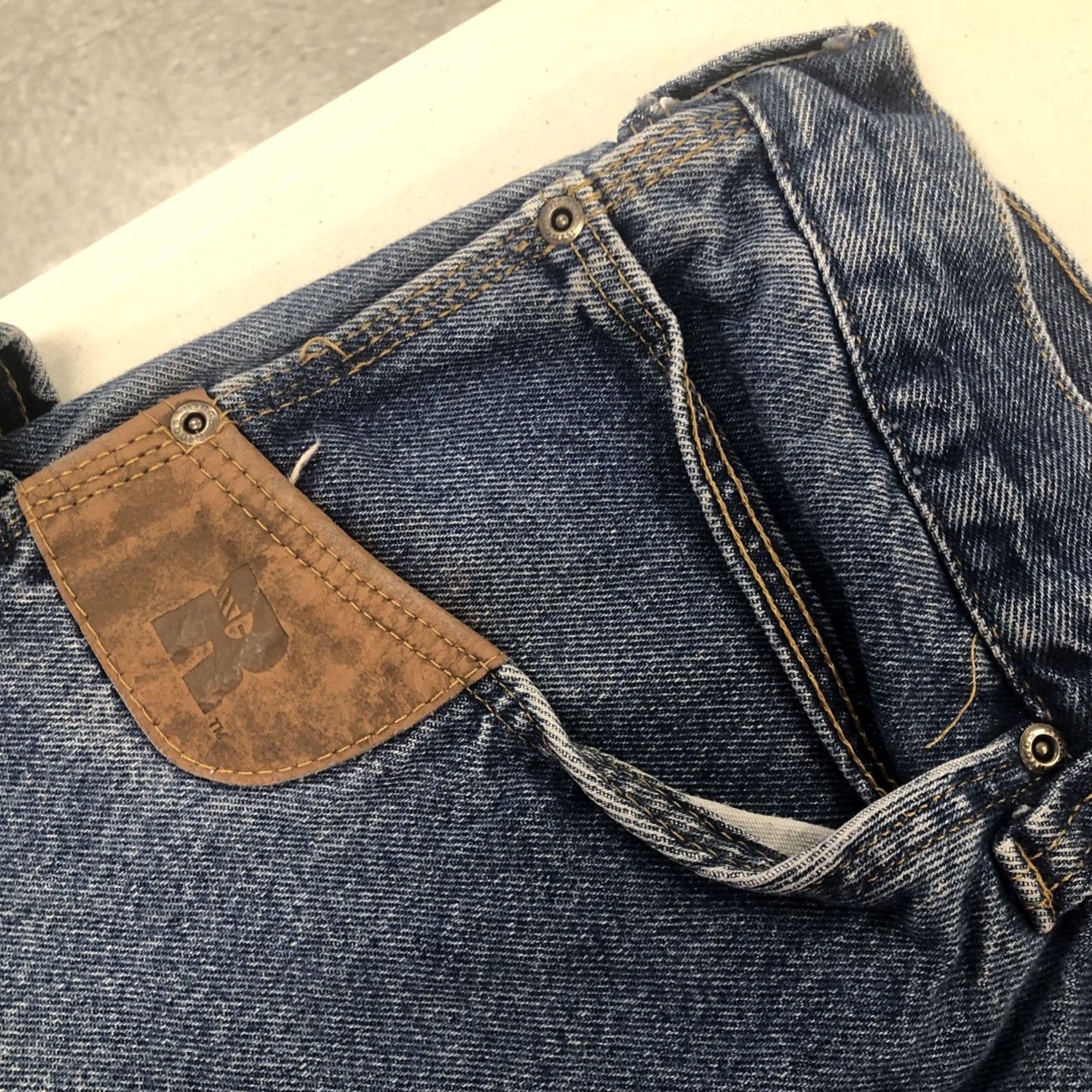 Wrangler Wrangler Men's Riggs Workwear Carpenter Utility Jeans Denim Blue 40x31 Relaxed Straight 5-Pocket Mens Jeans Size US 40 / EU 56 - 6 Thumbnail