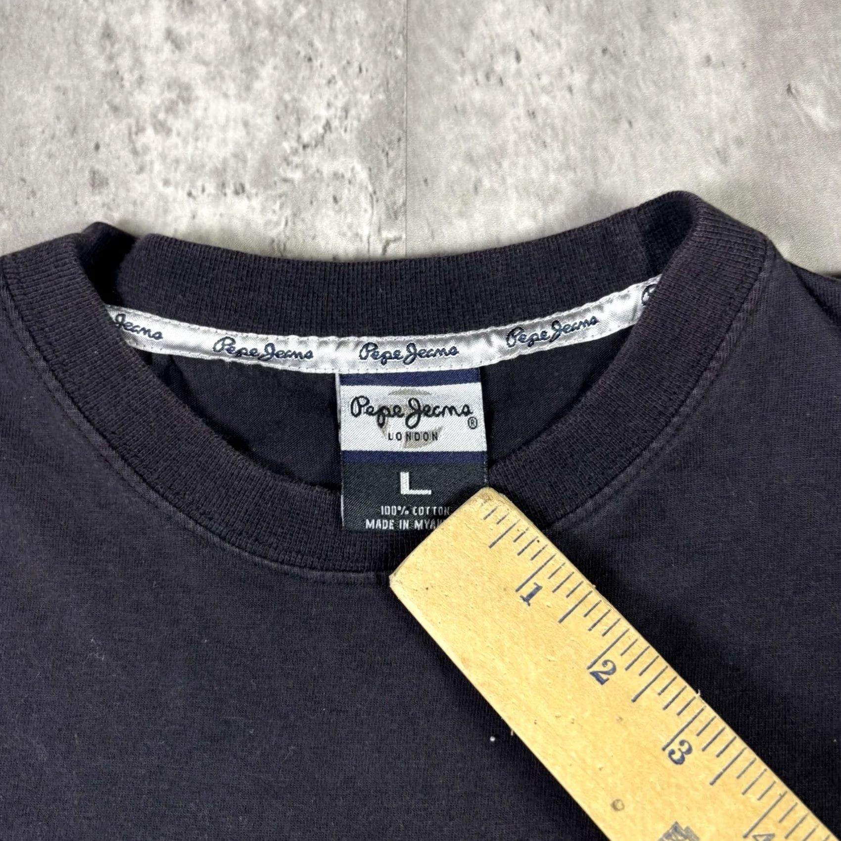 Vintage VINTAGE Pepe Jeans London T Shirt Art Black Long Sleeve Large Y2K Mens Size US L / EU 52-54 / 3 - 3 Thumbnail