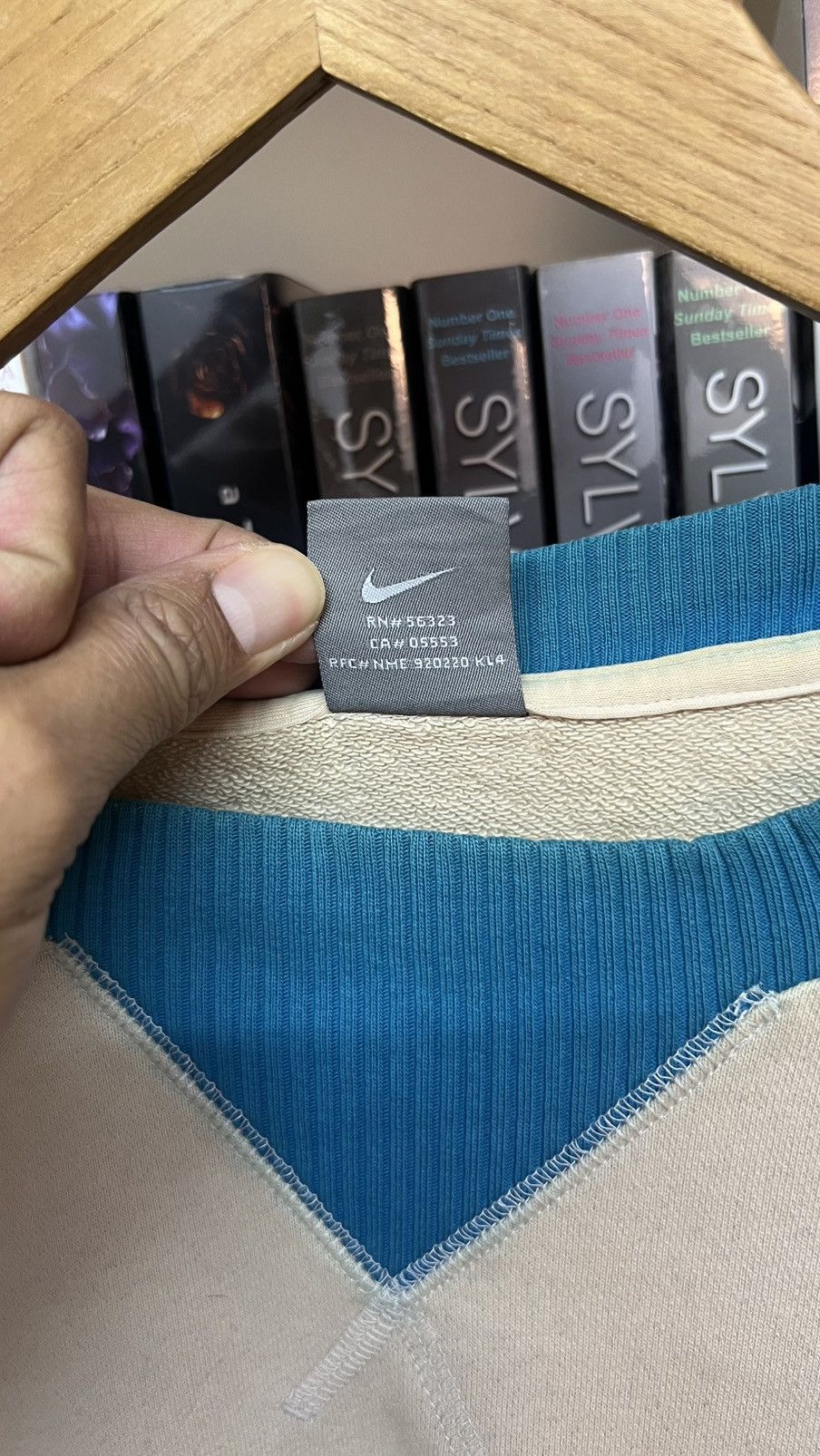 Nike 1-of-1 NIKE MATERIALS RESEARCH Advance Innovation Team Size US L / EU 52-54 / 3 - 9 Thumbnail