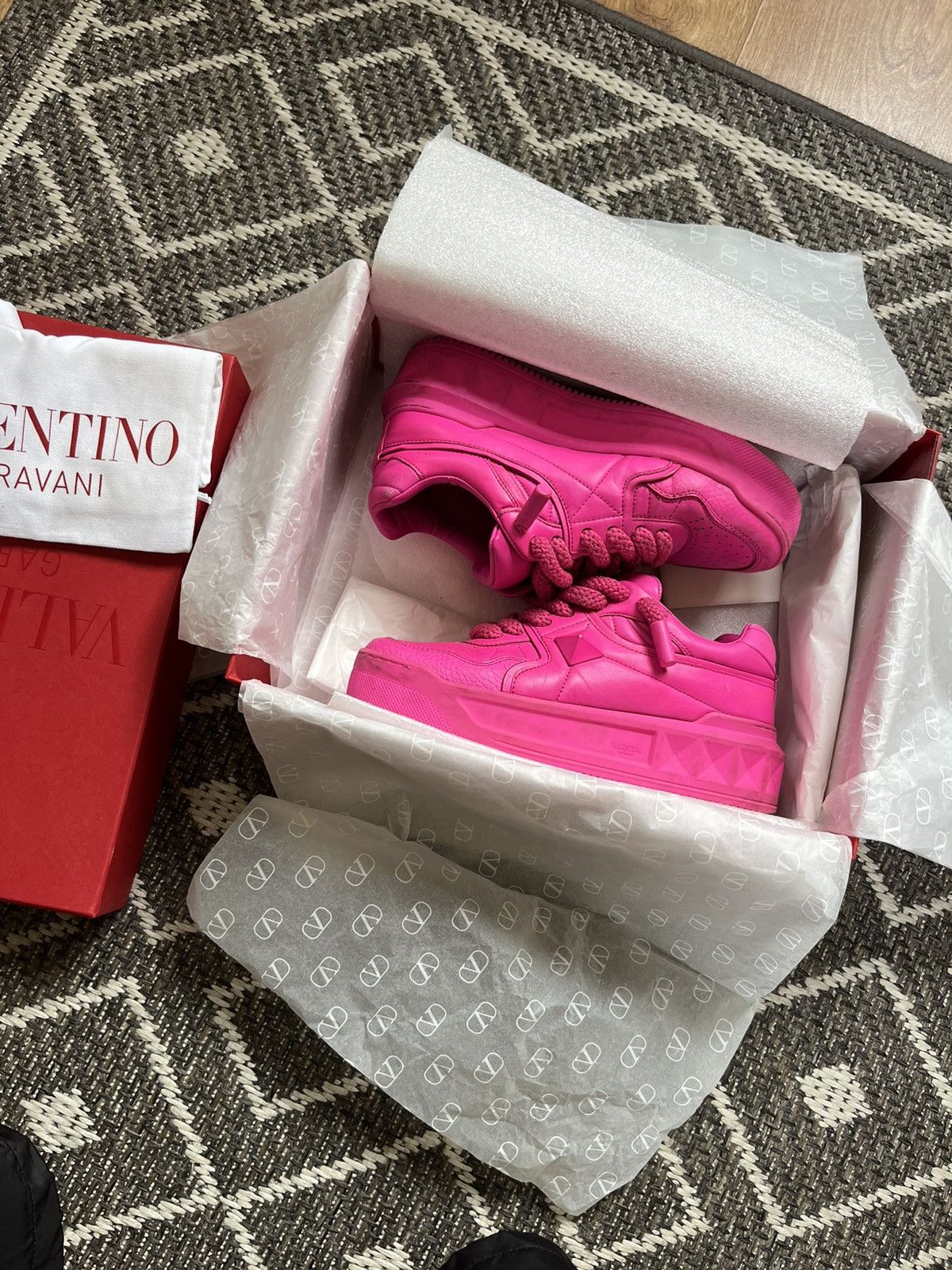 Valentino Valentino Pink PP One Staud Trainer Size US 7 / IT 37 - 7 Thumbnail