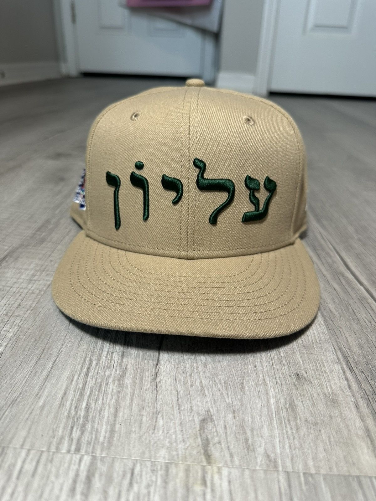 New Era × Supreme Supreme New Era Hebrew Fitted Size ONE SIZE - 1 Thumbnail