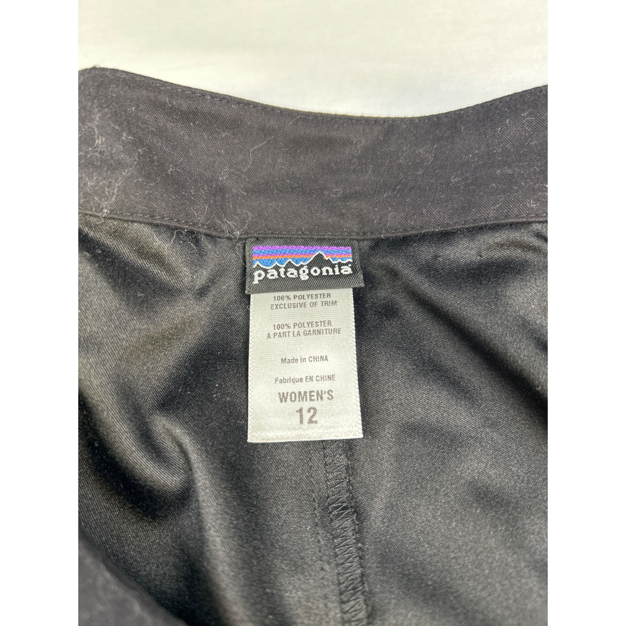 Patagonia Patagonia womens black skort with side zippers size 12 SKU 6 Size 34" / US 12 / IT 48 - 3 Thumbnail