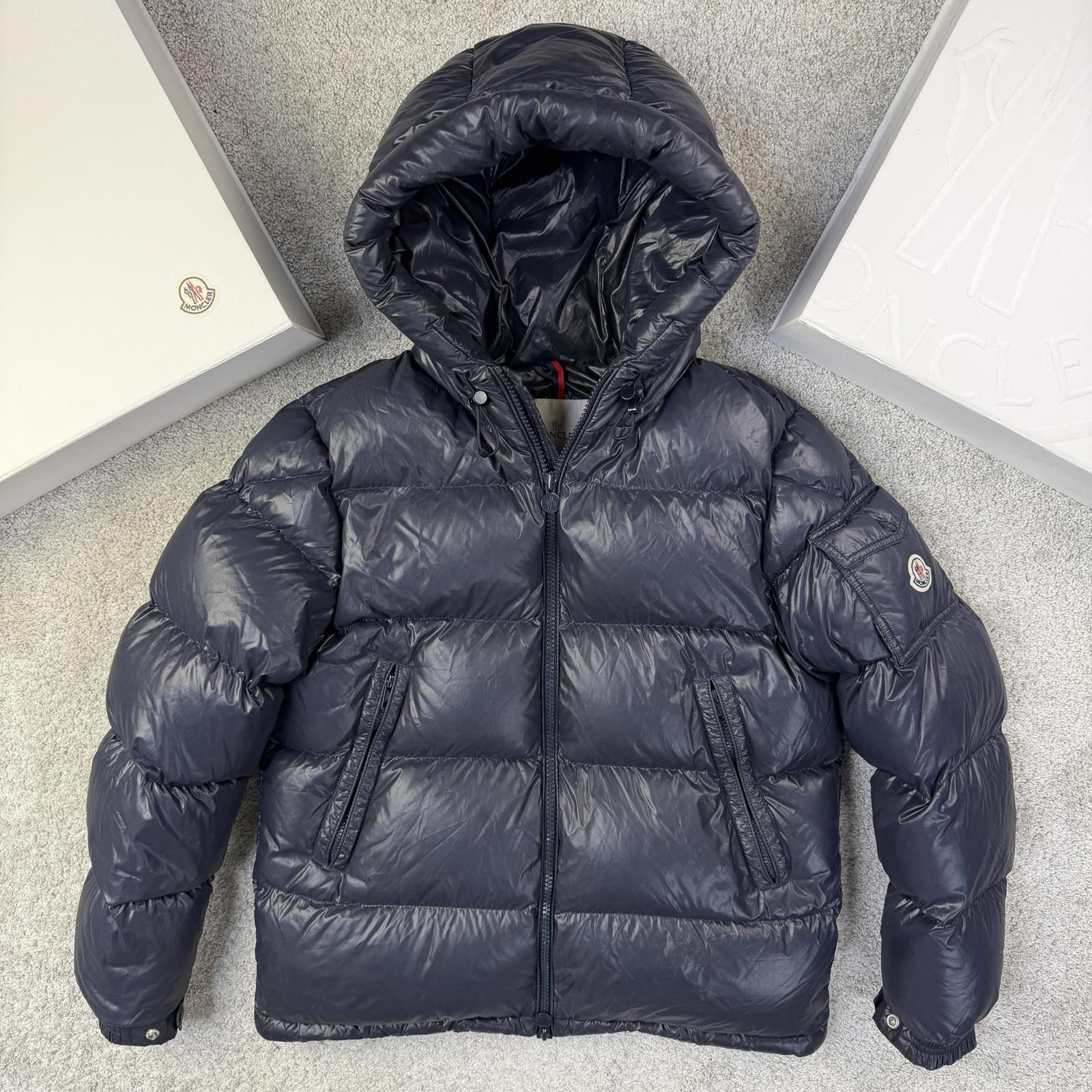 Moncler Moncler Ecrins Size 2 Size US M / EU 48-50 / 2 - 1 Thumbnail
