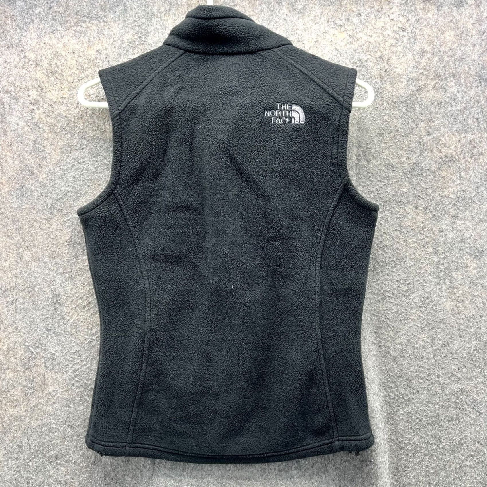 The North Face VINTAGE The North Face Vest Womens XS Polartec Black Full Zip Sleeveless Fleece Size XS / US 0-2 / IT 36-38 - 3 Thumbnail