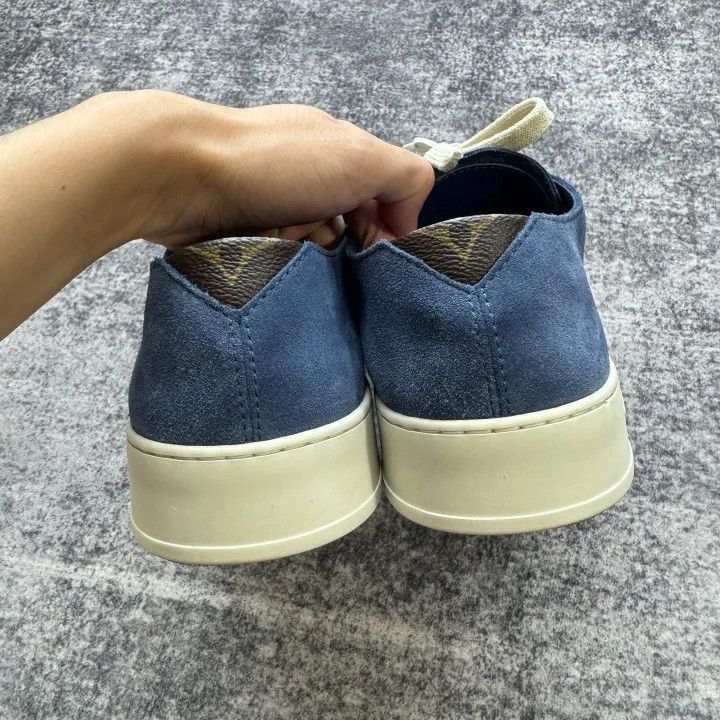 Louis Vuitton Louis Vuitton Blue White Low-Top Sneakers for Men -2508 Size US 10.5 / EU 43-44 - 6 Thumbnail