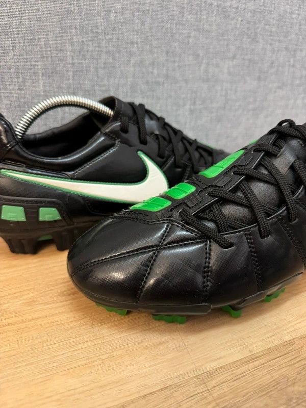 Nike Nike Total 90 Laser III FG Strike Soccer Boots 2010 43 new Size US 9.5 / EU 42-43 - 12 Thumbnail