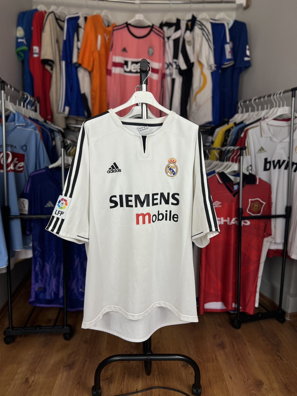 Adidas Soccer Jersey Adidas Real Madrid 2003/04 White Retro Shirt Size US XL / EU 56 / 4 - 1 Thumbnail