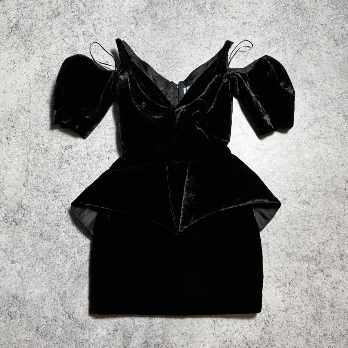 H&M  Mugler Rare Thierry Mugler X H&M Velvet Peplum Dress Black | Grailed