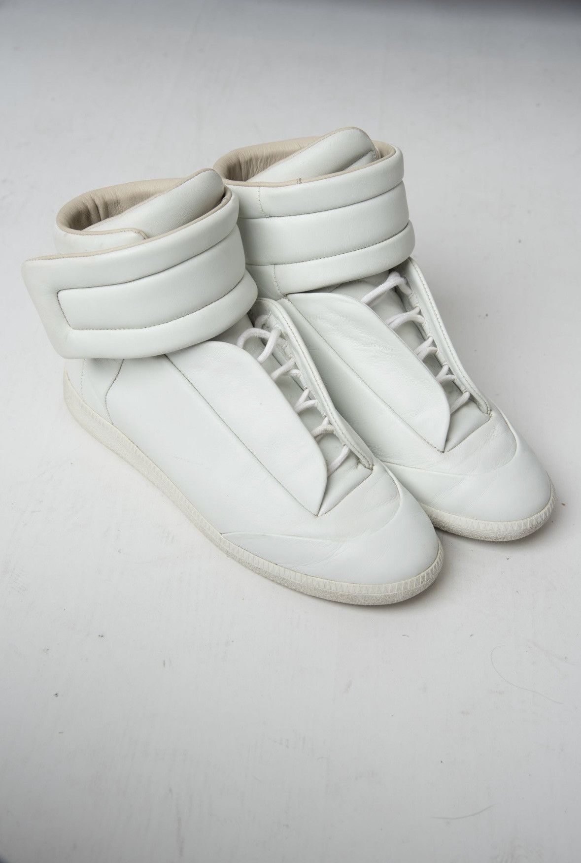 Maison Margiela Maison Margiela Future High “White” Size US 9 / EU 42 - 2 Thumbnail