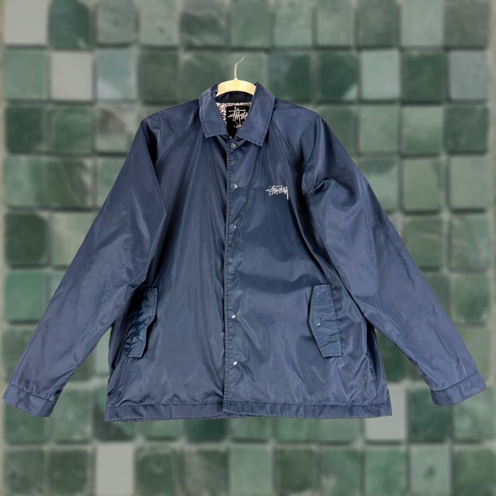 Vintage Stussy Coaches Jacket Mens Medium Blue Nylon Dollar Sign Lining Streetwear Size US M / EU 48-50 / 2 - 1 Thumbnail