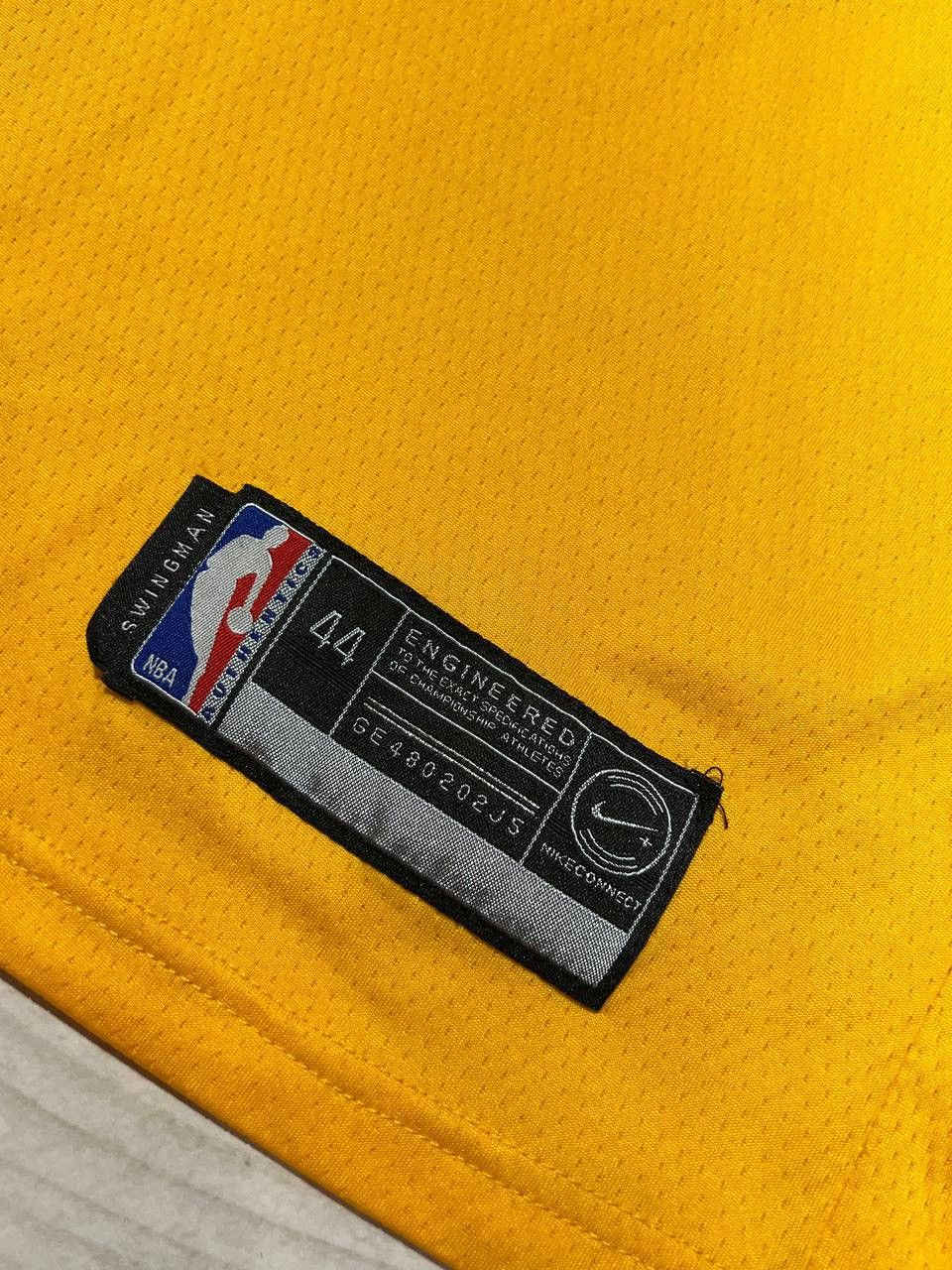 Nike Nike Los Angeles Lakers LeBron James #23 NBA Jersey Size US M / EU 48-50 / 2 - 10 Thumbnail