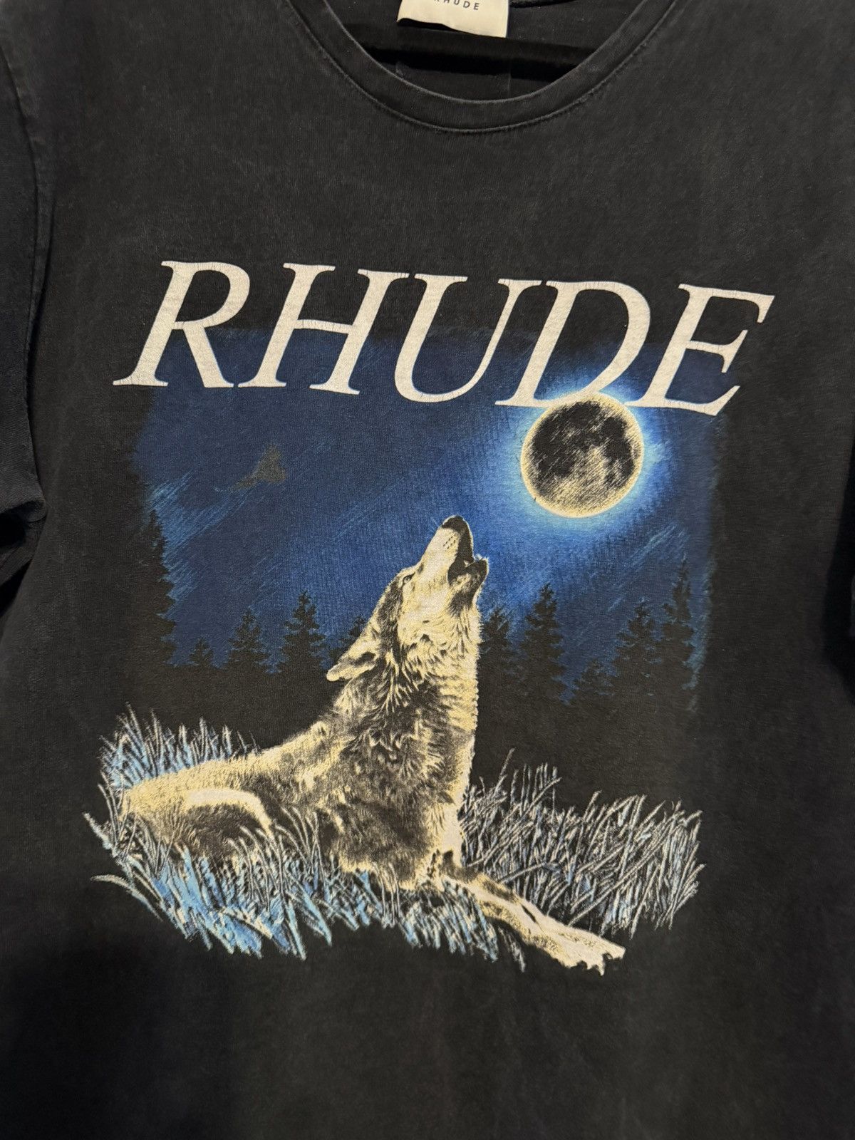 Rhude Wolf with the Moon Tshirt Size US L / EU 52-54 / 3 - 2 Thumbnail