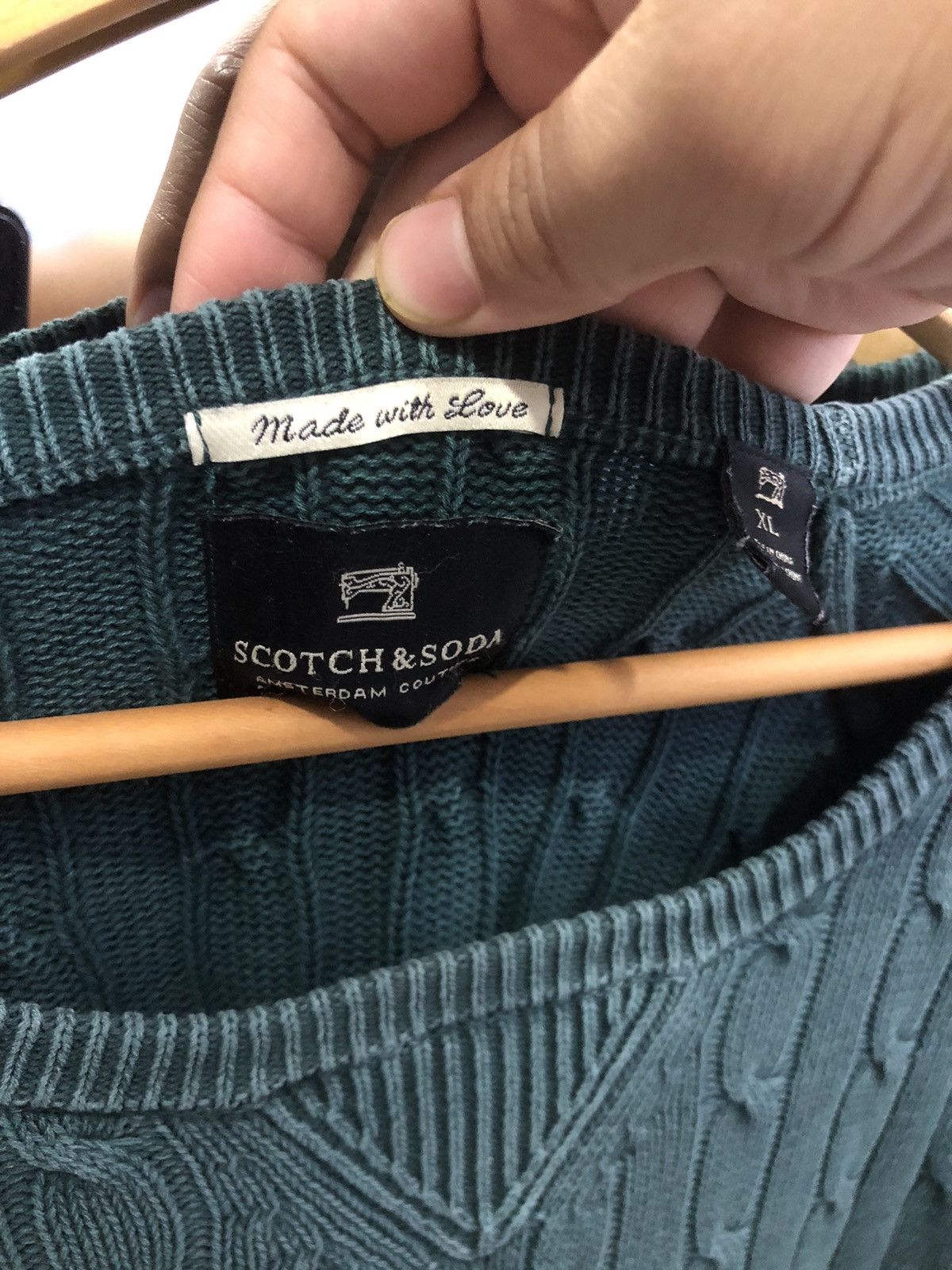 Scotch & Soda Scotch & Soda Classic Cable Knit Sweater Suede Elbows Size US XL / EU 56 / 4 - 4 Thumbnail