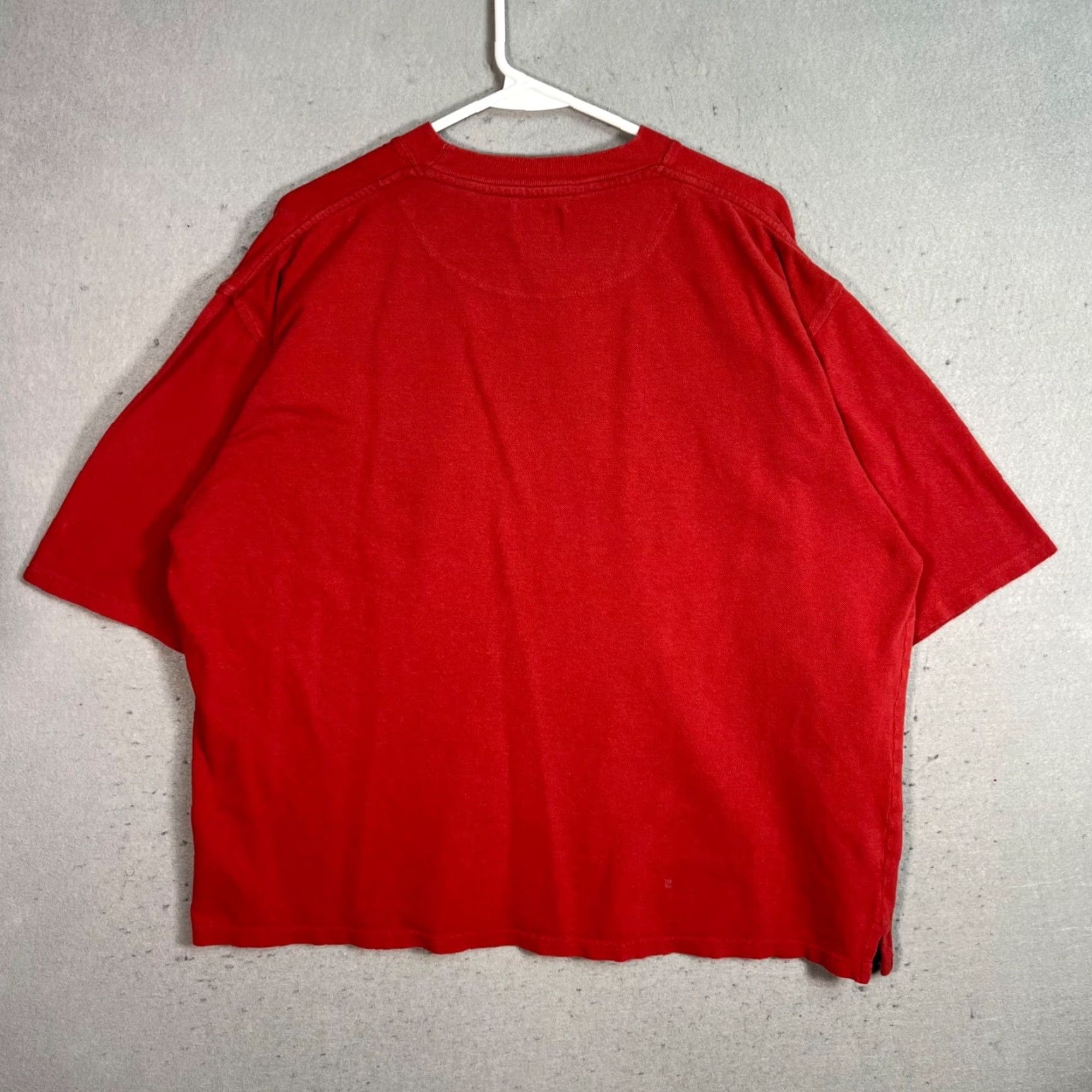 Vintage VINTAGE Duck Head Mens Red Pocket T-Shirt Size Large 100% Cotton Short Sleeve Crew Neck with Pockets Mens Size US L / EU 52-54 / 3 - 2 Thumbnail