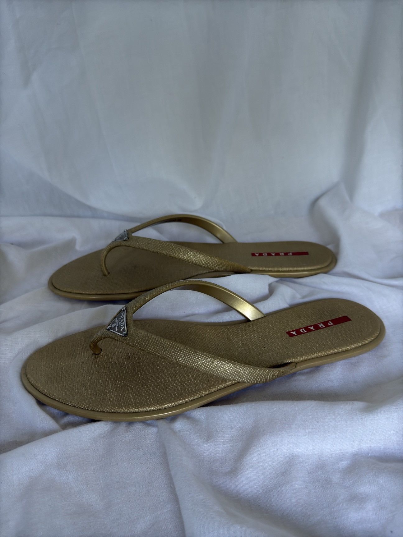 Prada Prada Rubber Gold Metal Logo Flip Flops Thongs Sandals Size US 8 / IT 38 - 4 Thumbnail
