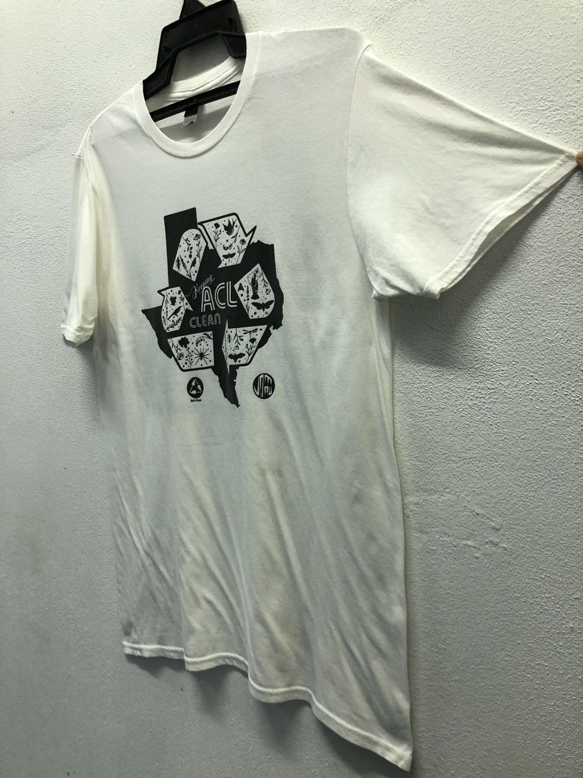 Band Tees Vintage Keeping ACL Clean Rock&Recycle T-Shirt Size US M / EU 48-50 / 2 - 6 Thumbnail
