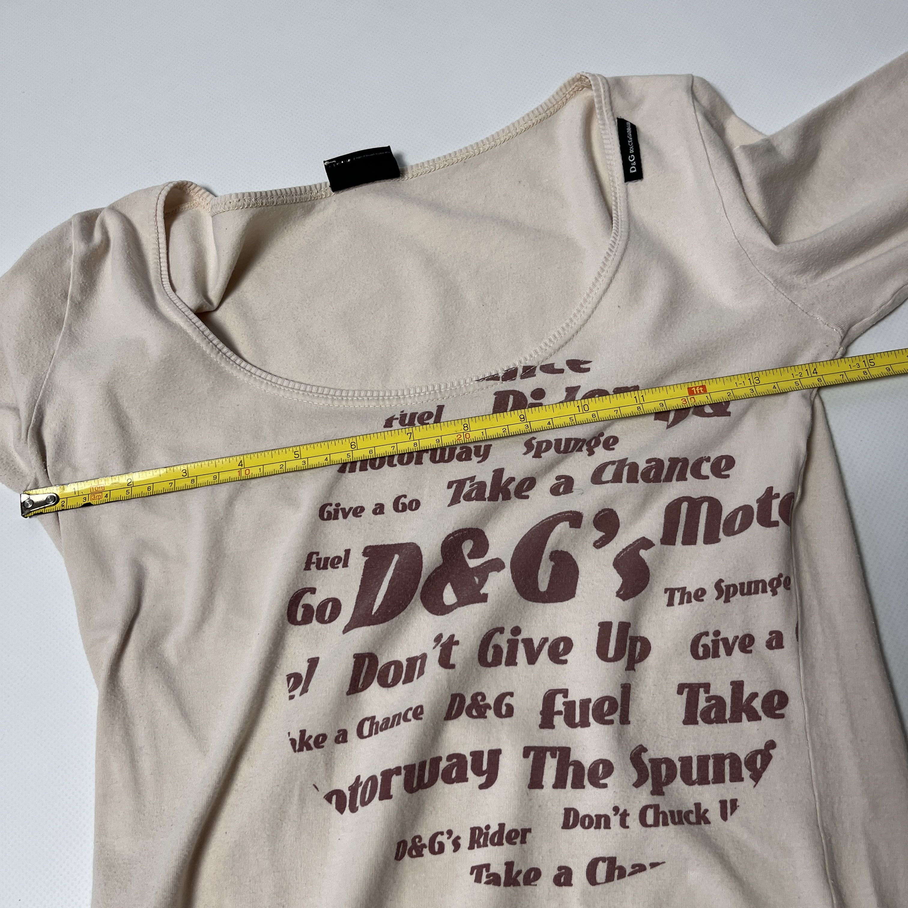 Dolce & Gabbana Dolce Gabbana DG Vintage Y2K Big Logo Beige Blouse T Shirt M Size M / US 6-8 / IT 42-44 - 21 Thumbnail