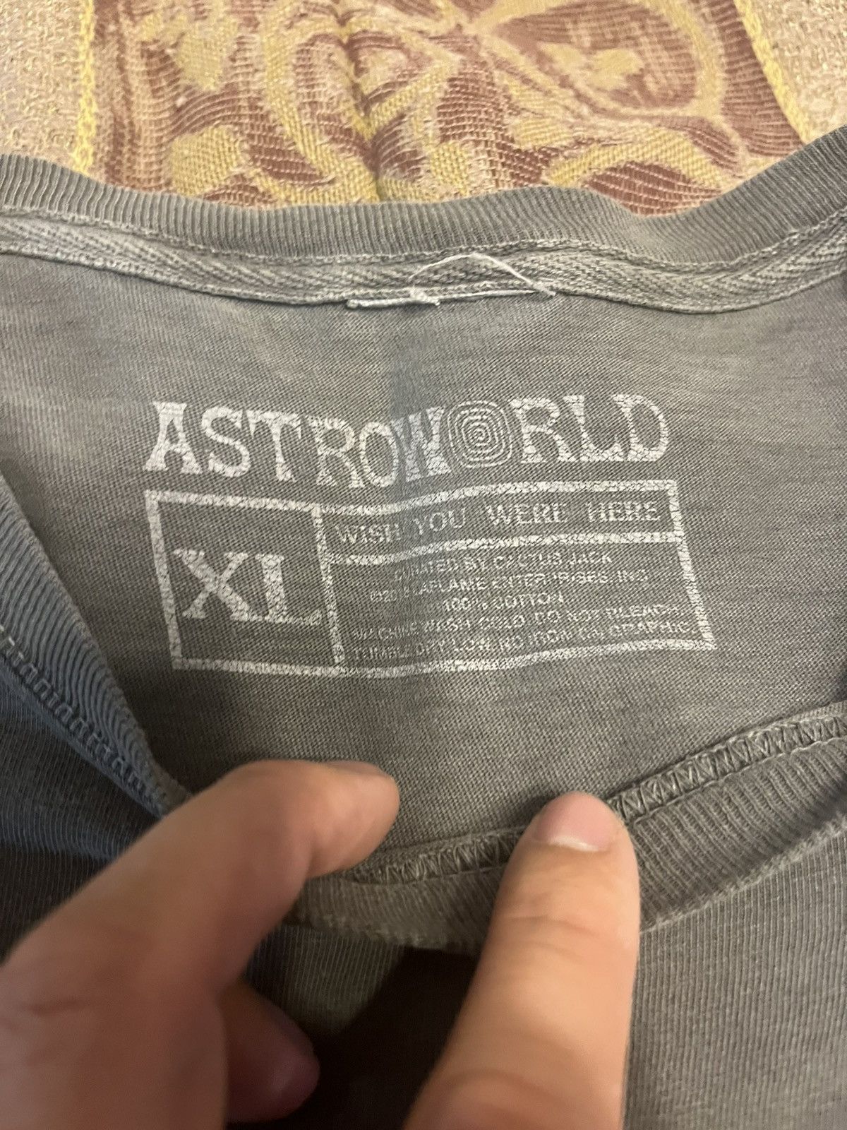 Travis Scott Travis Scott Astroworld Carousel T shirt Size US XL / EU 56 / 4 - 4 Thumbnail