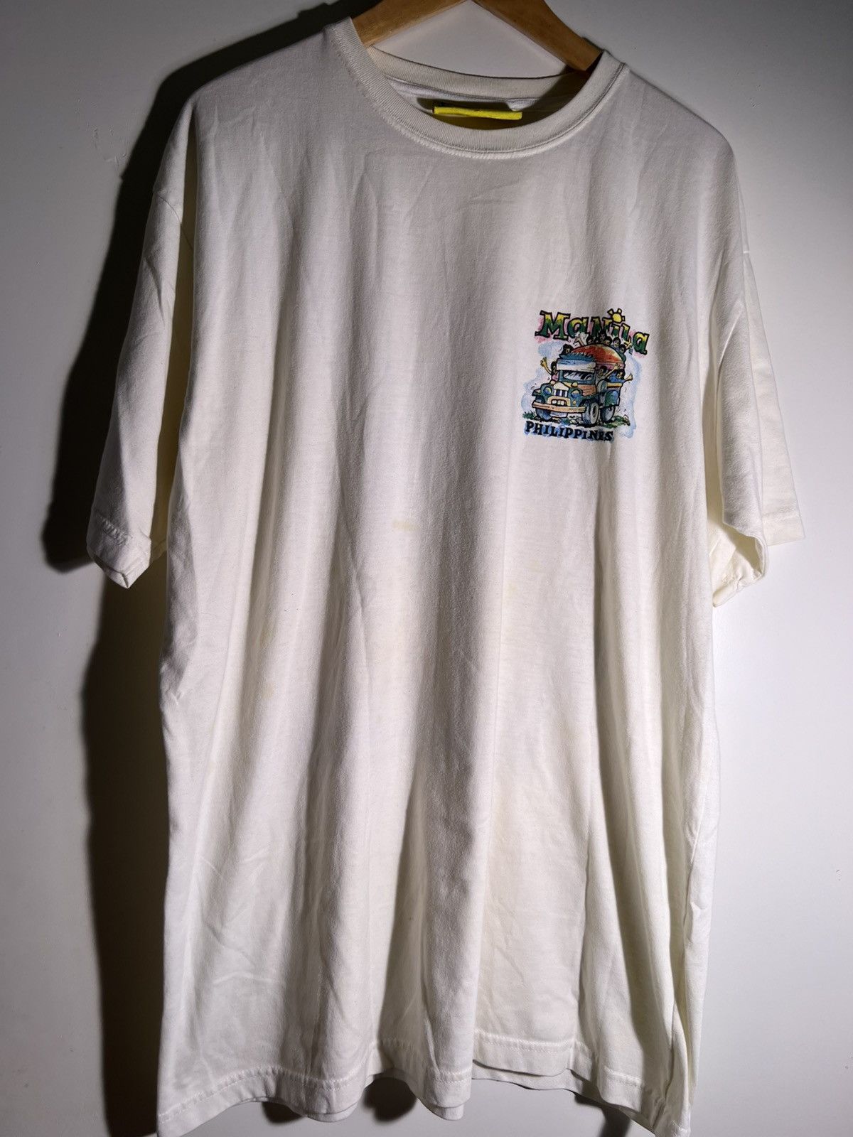 Vintage 90’s 2000’s Y2K VTG Vintage Manila Philippines Souvenir Tee Size US XL / EU 56 / 4 - 2 Thumbnail