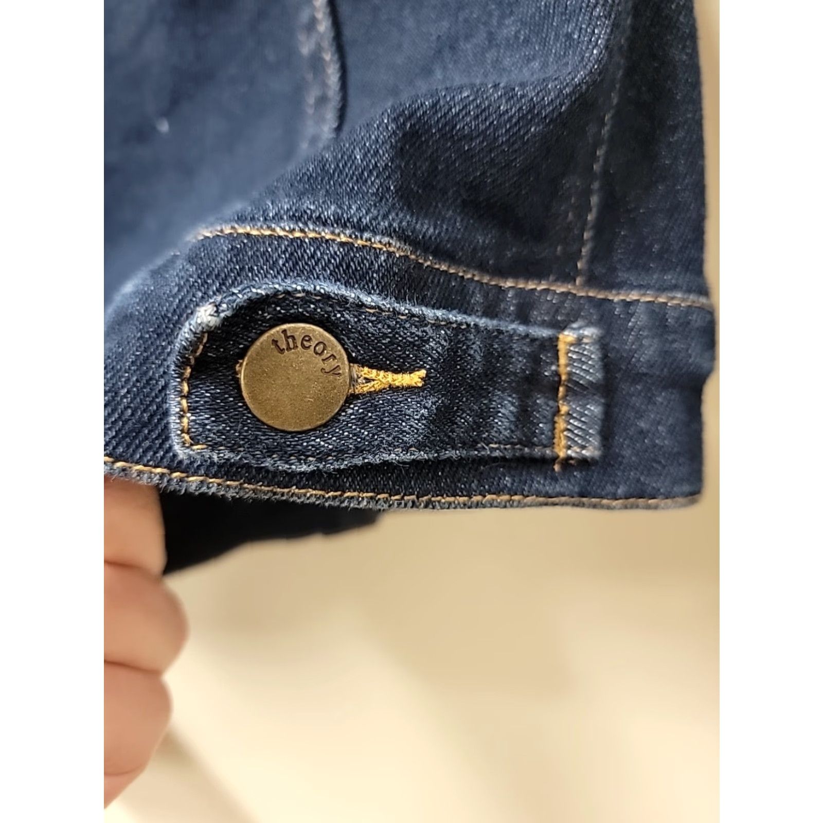 Theory VINTAGE Theory Denim Jacket Womens Size P Dark Wash Jacket Women Regular Blue Denim Size S / US 4 / IT 40 - 5 Thumbnail