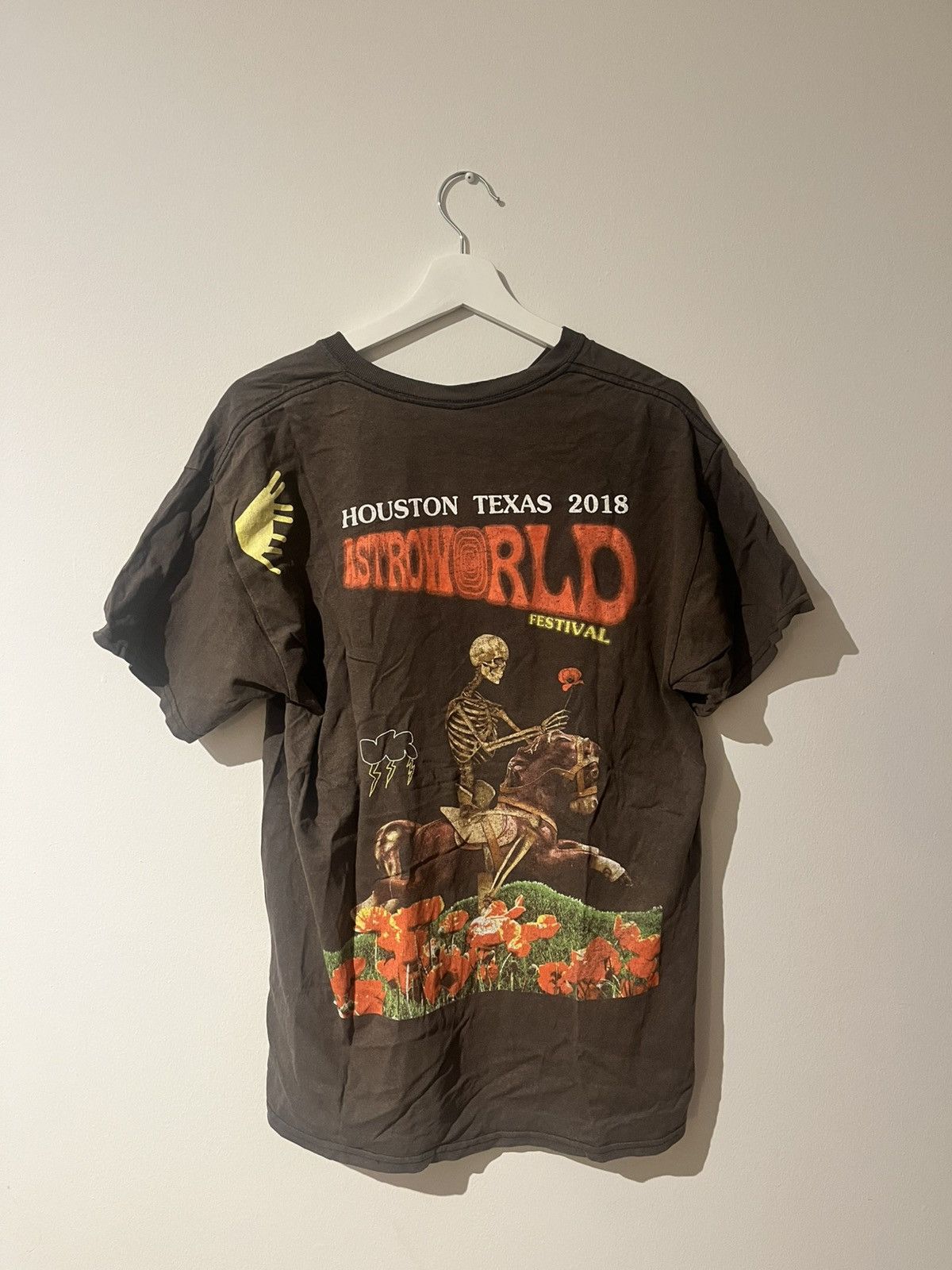 Travis Scott Travis Scott Official Astroworld 2018 Merchandise Size US M / EU 48-50 / 2 - 3 Thumbnail
