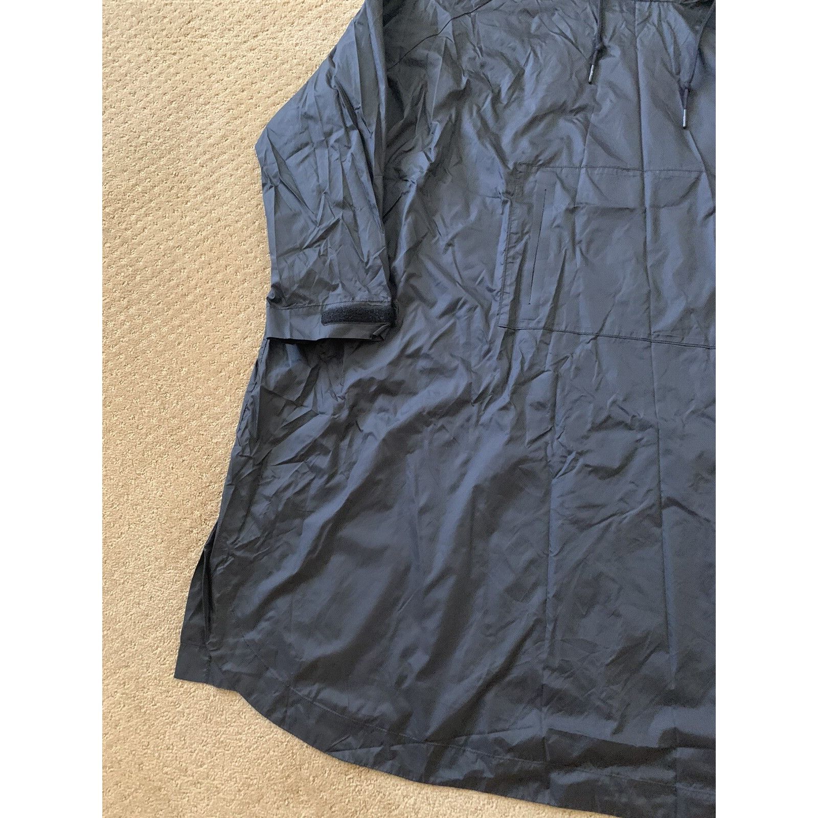 Y-3 Y-3 Satcho Cape Poncho Nylon Pullover Coat Black Small Size US S / EU 44-46 / 1 - 3 Thumbnail