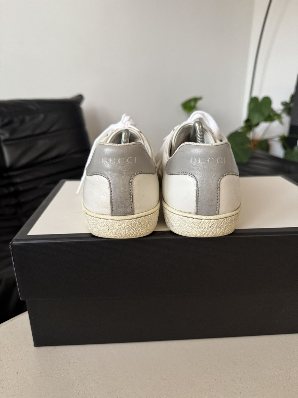 Gucci Gucci Ace Low White Leather Sneakers Designer Luxury Hype Size US 7 / EU 40 - 2 Thumbnail