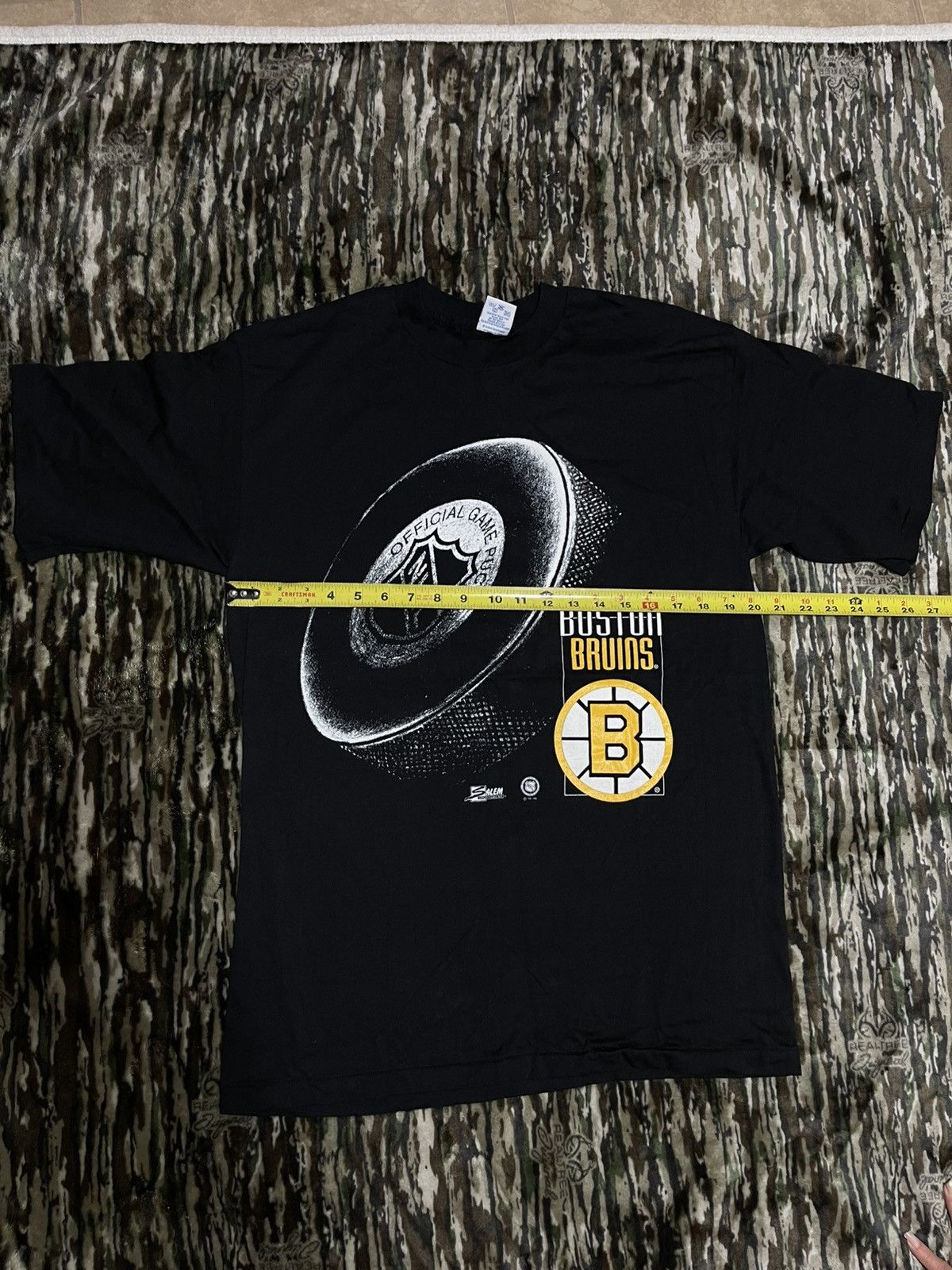 Salem Sportswear 1991 Boston Bruins hockey tee hockey #90sstreetwear Size US L / EU 52-54 / 3 - 3 Thumbnail