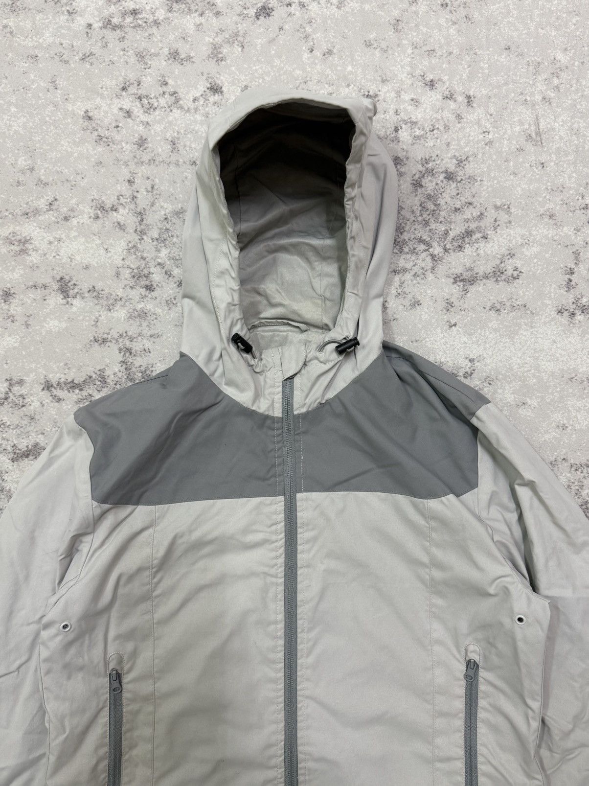 GU Gu grey/silver paneled double breasted outdoor jacket hoodie Size US S / EU 44-46 / 1 - 6 Thumbnail