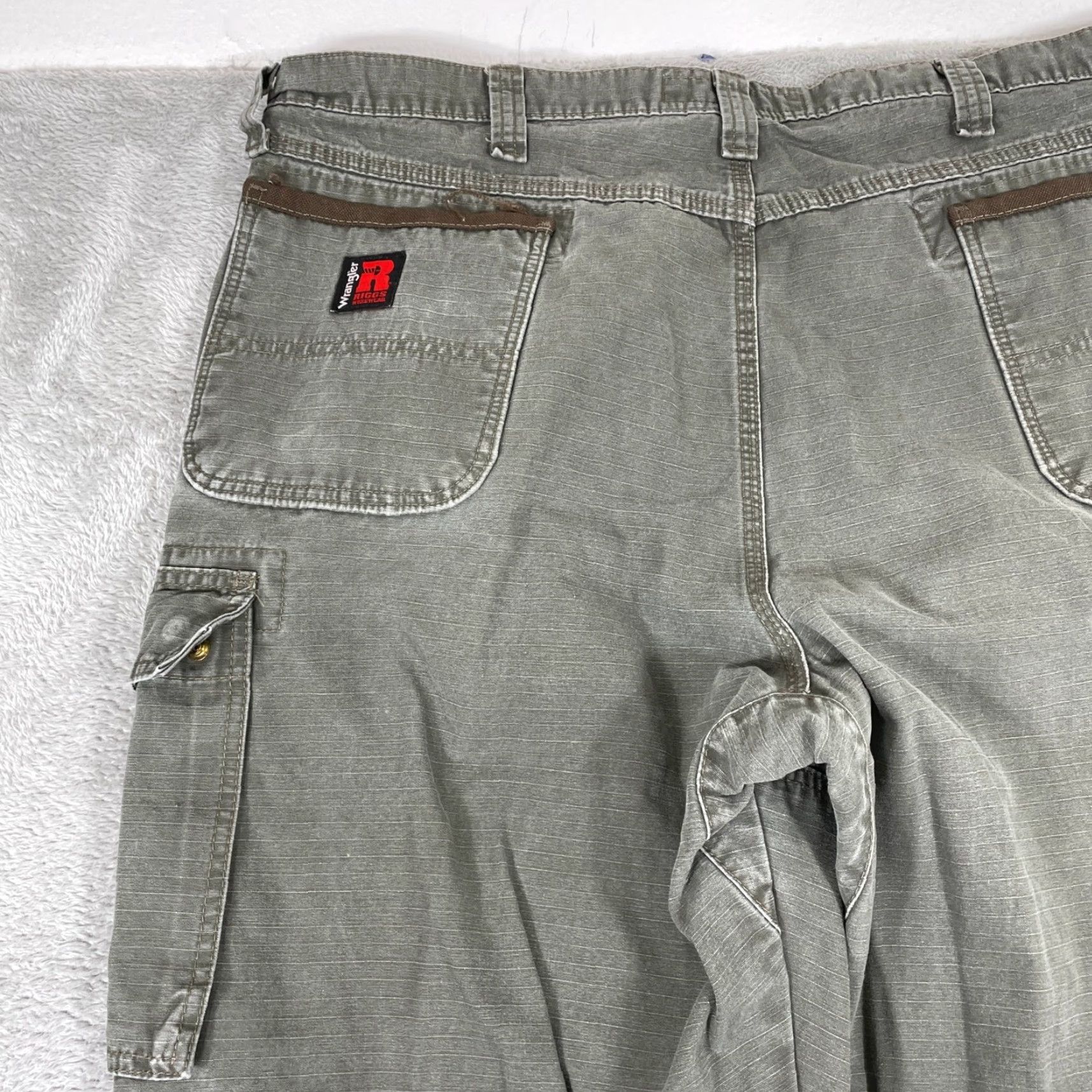 Wrangler Wrangler Riggs Workwear Cargo Pants Mens 42x34 Green Ripstop Utility Workwear Cargo Pocket Size US 42 / EU 58 - 7 Thumbnail