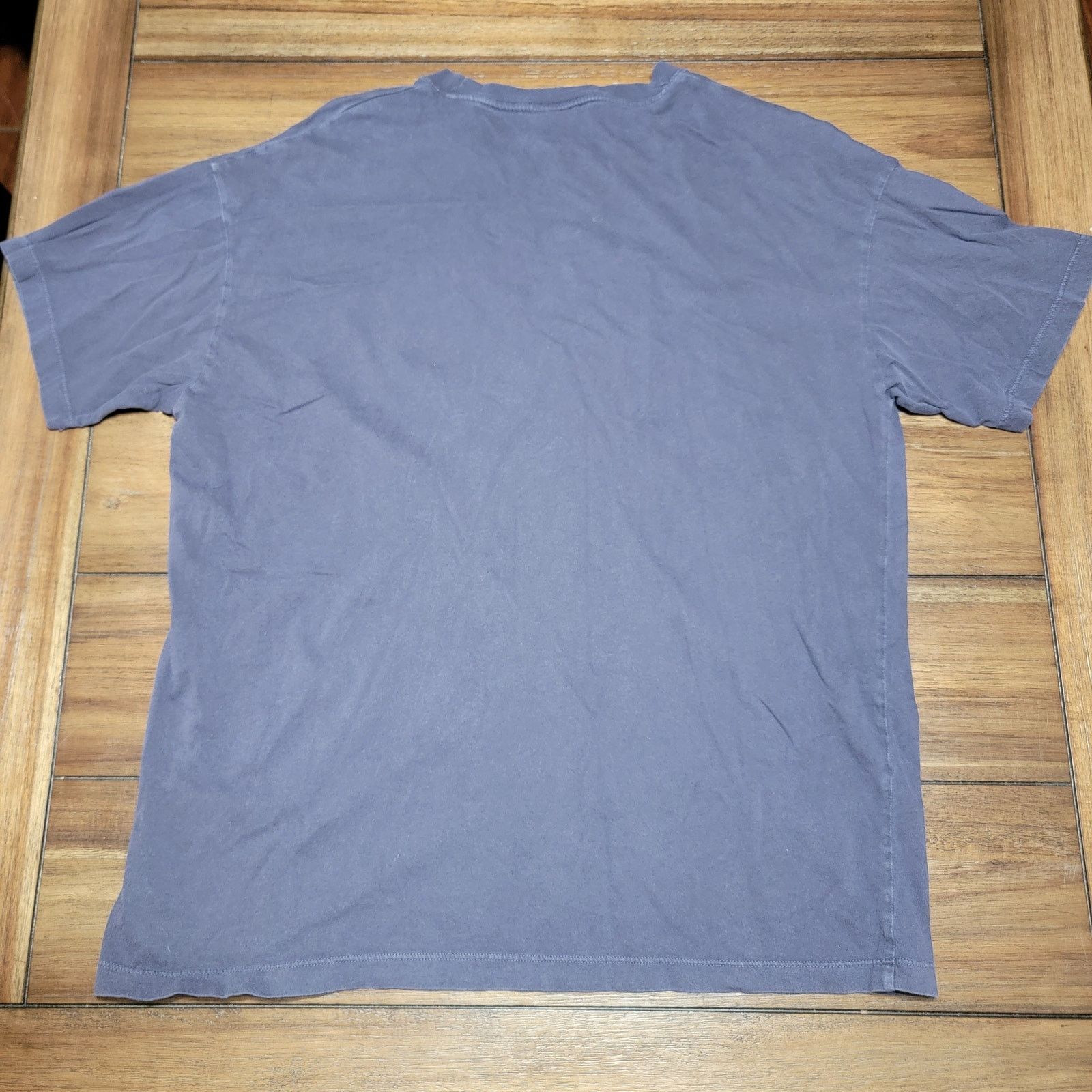 American Eagle Outfitters American Eagle Rolling Stones Tee Glitter Dragon - Size XS/S Size S / US 4 / IT 40 - 3 Thumbnail
