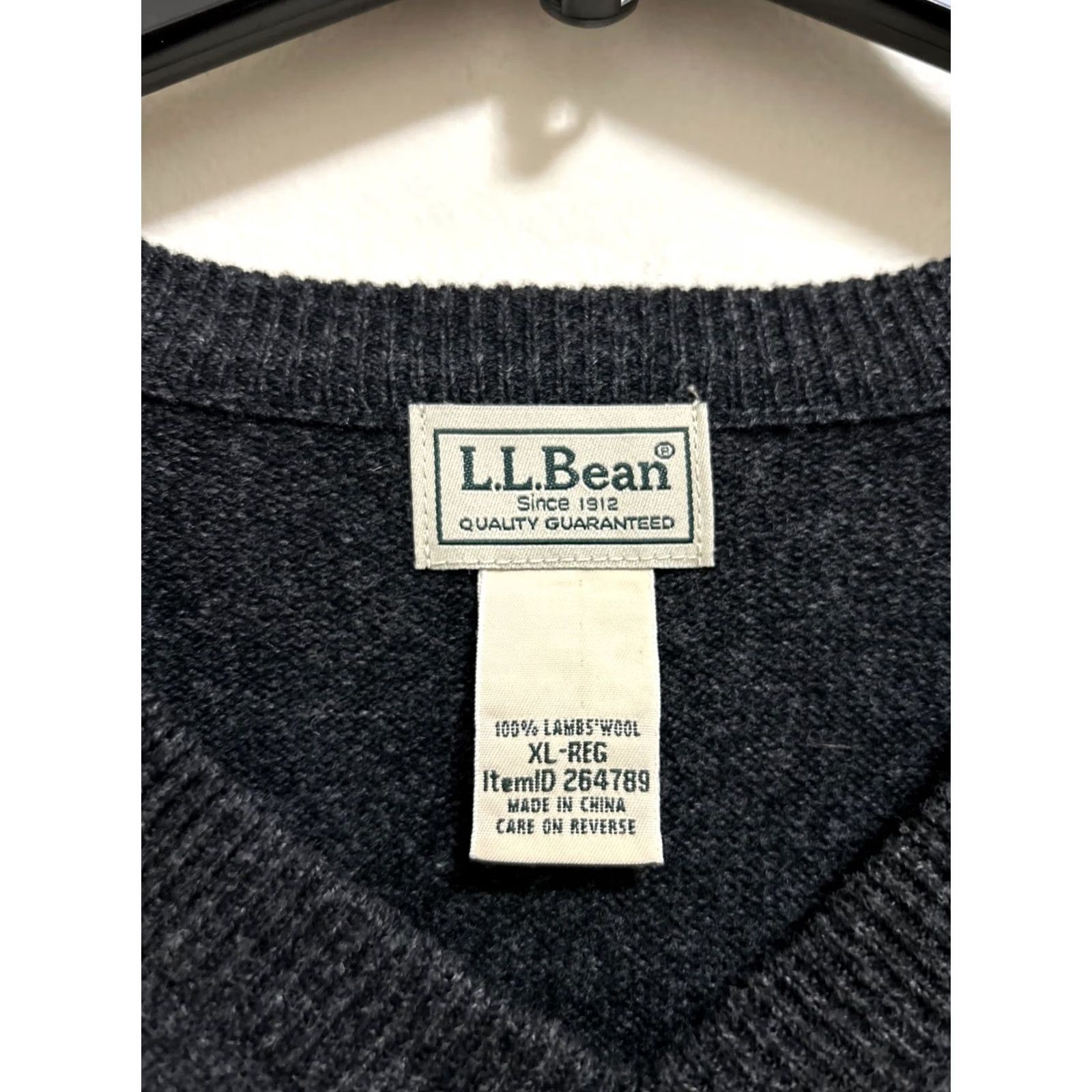 Vintage VINTAGE LL Bean Sweater Mens XL Gray 100% Lambs Wool V-Neck Long Sleeve Pullover Classic Preppy Warm Wool 264789 Mens Size US XL / EU 56 / 4 - 6 Thumbnail