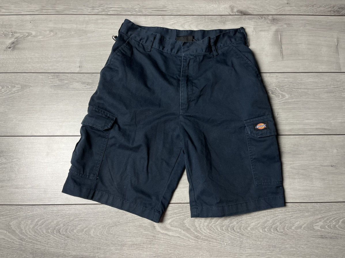 Dickies Dickies cargo shorts size 33 Size US 33 - 1 Thumbnail