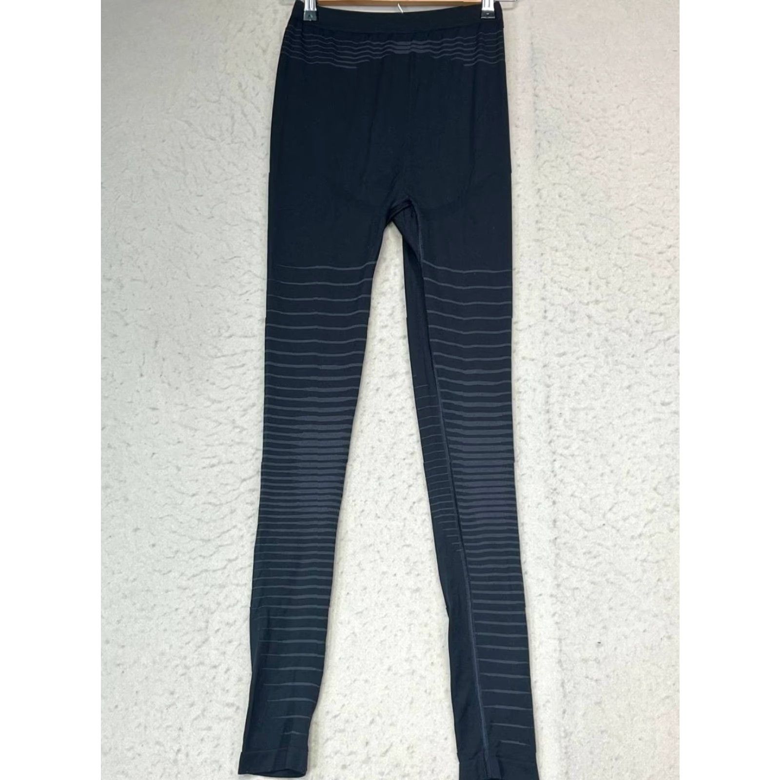 Odlo Odlo Base Layer Pants Womens S Black Compression Running Leggings Stretch Size 28" / US 6 / IT 42 - 2 Thumbnail