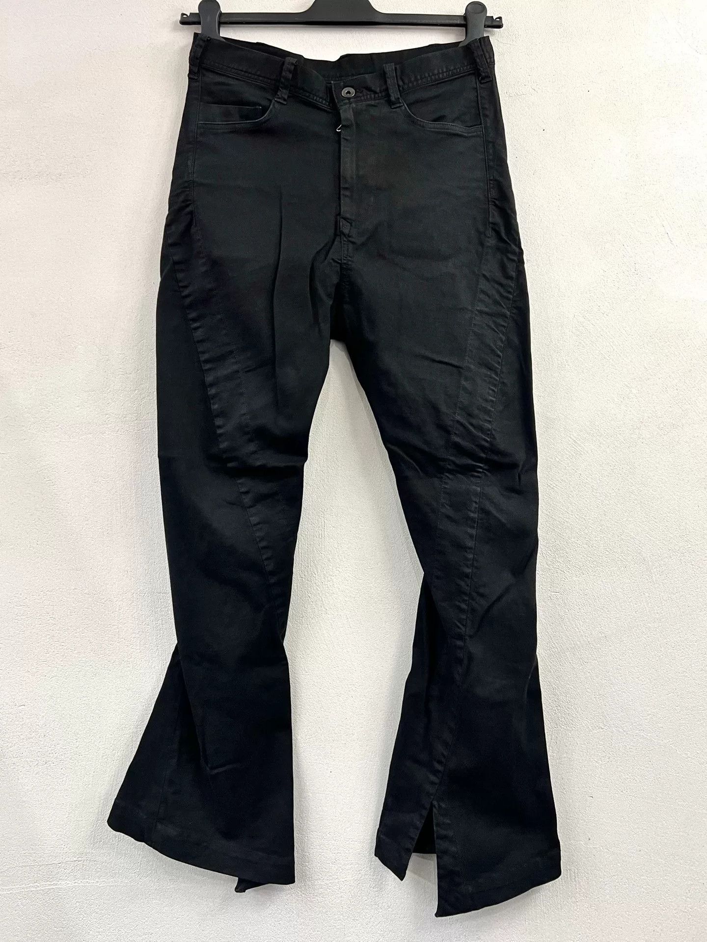 Julius Spiral Black Flared Jeans by Julius_7 Size 26" / US 2 / IT 38 - 1 Thumbnail