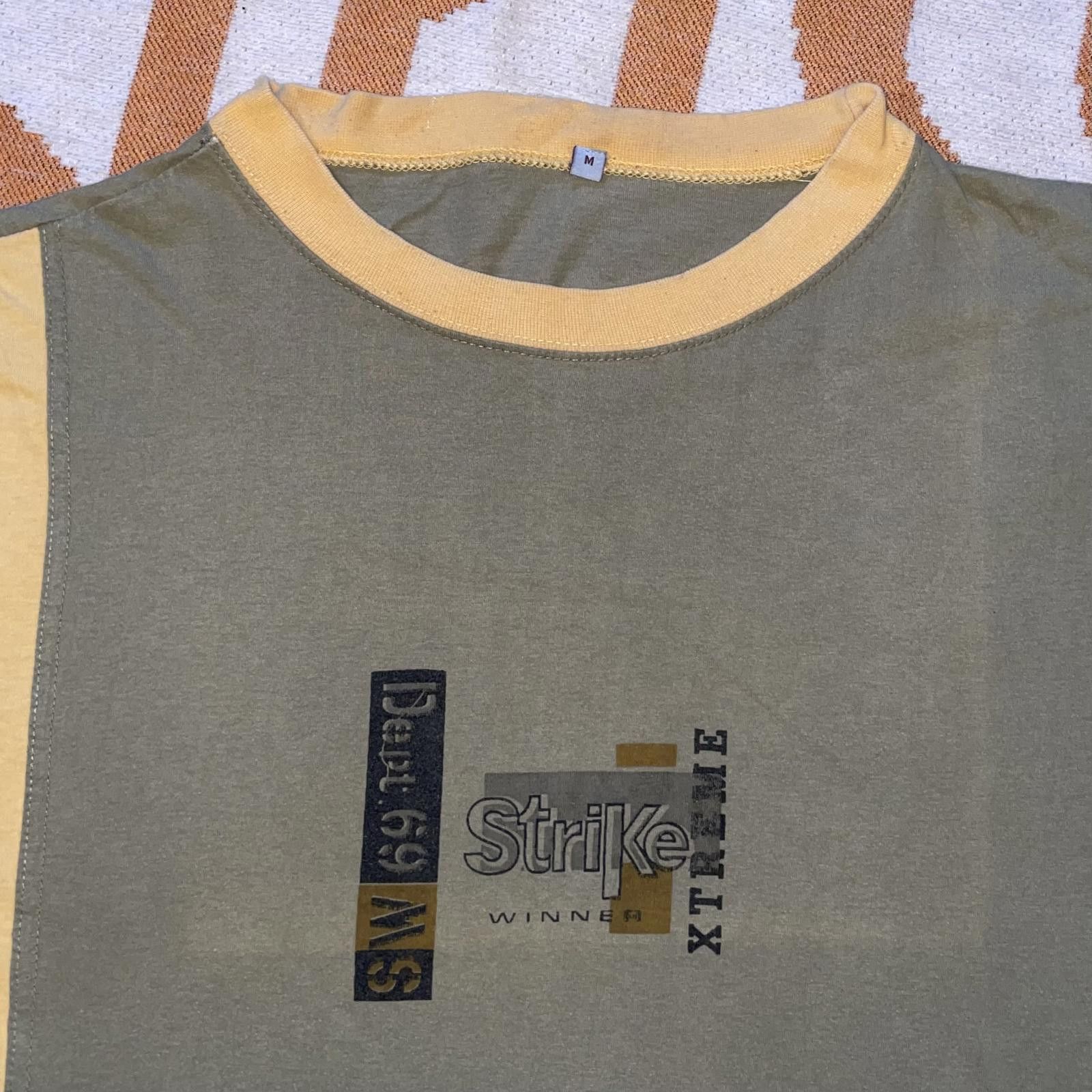 OVER THE STRiPES Strike 90s Panelled Graphic T-Shirt M Size US M / EU 48-50 / 2 - 3 Thumbnail