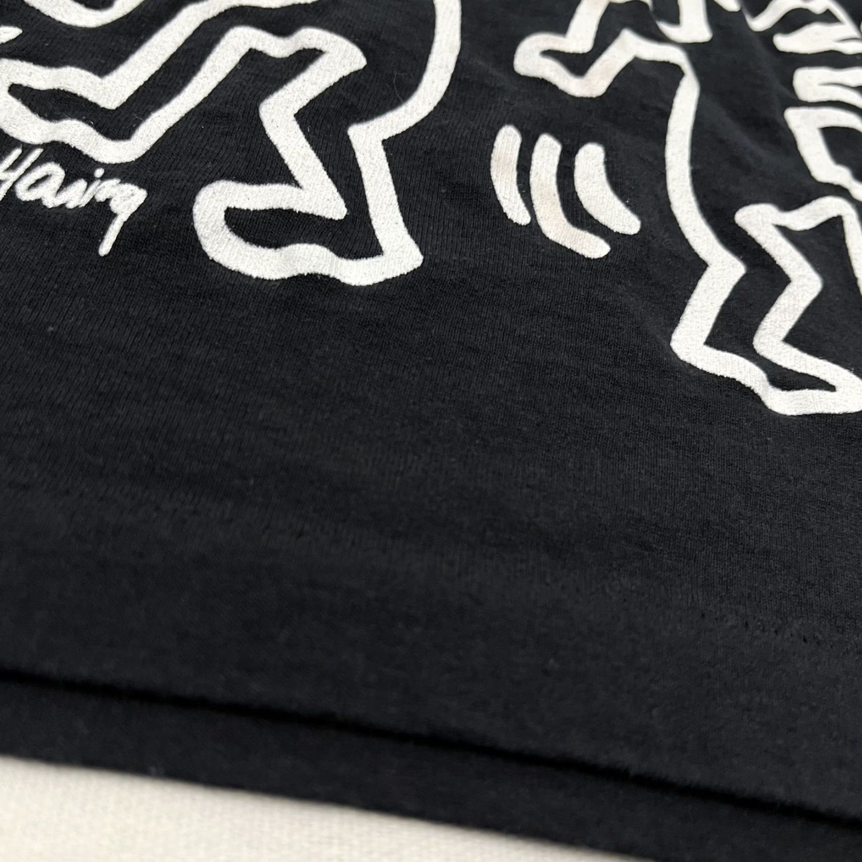 Anvil VINTAGE Keith Haring Shirt Mens M/L Black Dancing Dogs Graphic Wrap Around Anvil 90s Size US M / EU 48-50 / 2 - 7 Thumbnail