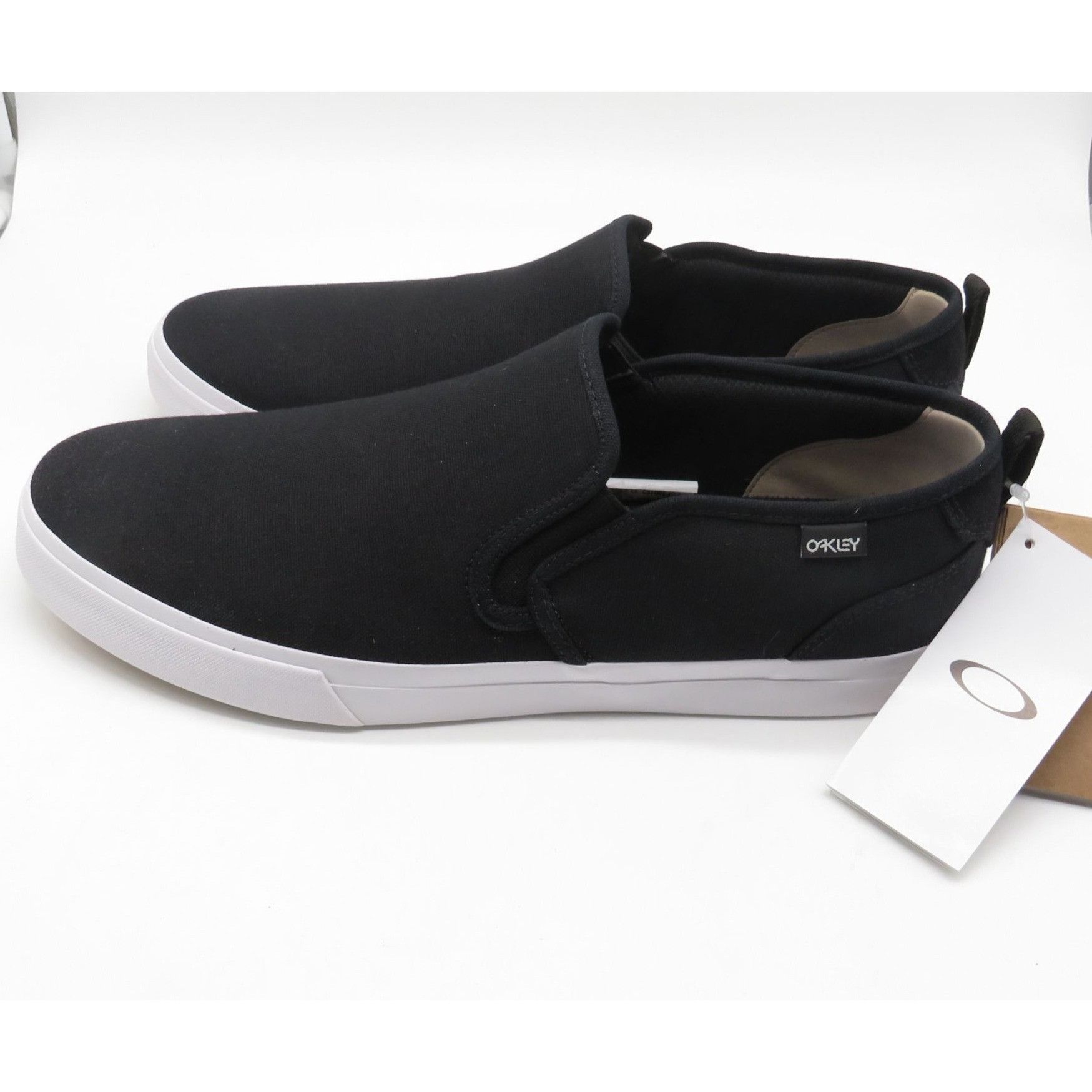 Oakley Oakley Men's Black Slip-On Canvas Sneakers Size 13.5 NEW Size US 13 / EU 46 - 4 Thumbnail