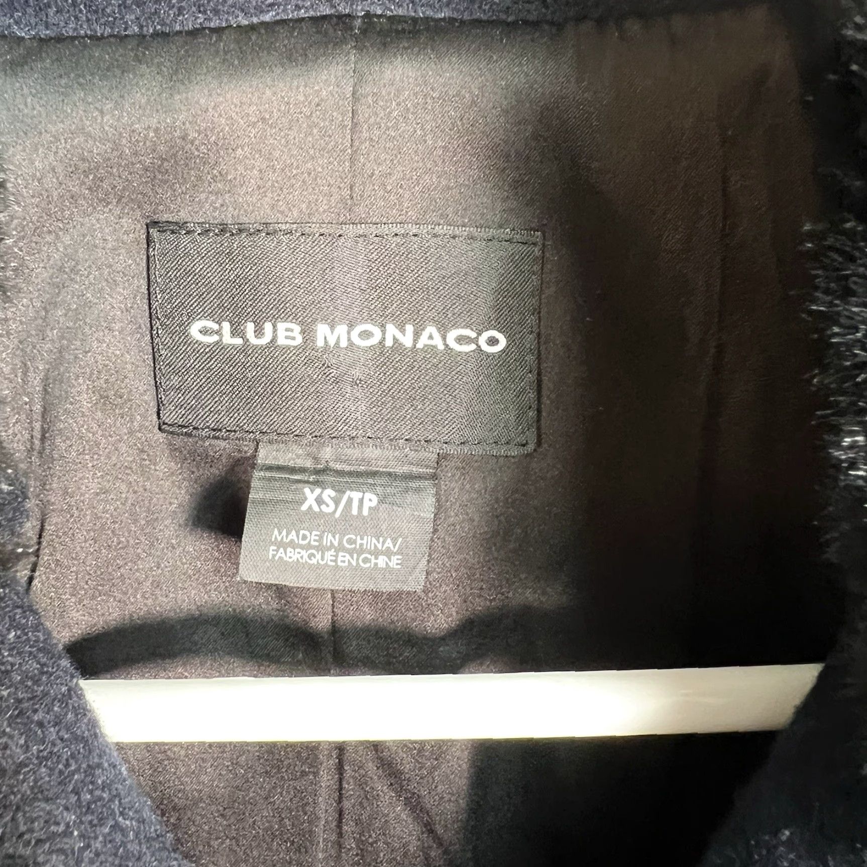 Club Monaco VINTAGE Club Monaco Wool Pea Coat Women XS Removable Faux Fur Collar Blue XS Coat Womens Pea Coat Wool Blue 90s Concert? Size XS / US 0-2 / IT 36-38 - 4 Thumbnail