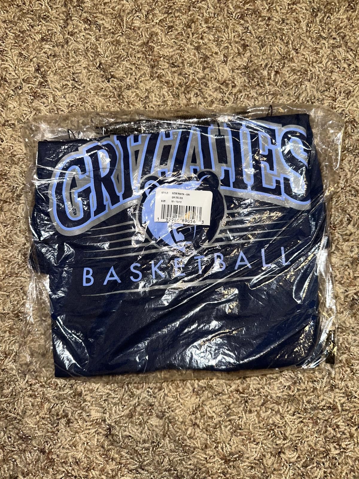Nike Nike Big Kids (Boy’s) NBA Memphis Grizzlies Graphic T-Shirt Size US XXS / EU 40 - 11 Thumbnail
