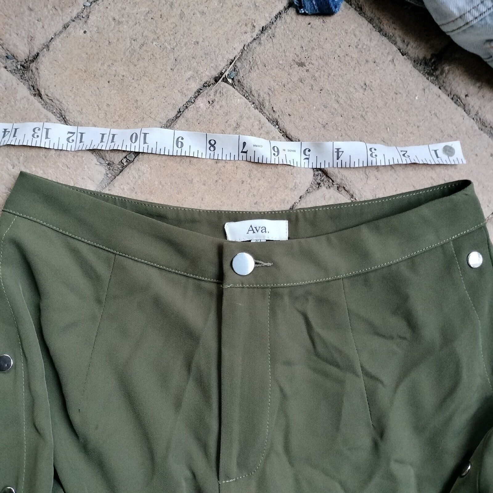 Designer Ava Pants Green Khaki High Waisted Straight Leg Snap Button Size 28" / US 6 / IT 42 - 7 Thumbnail