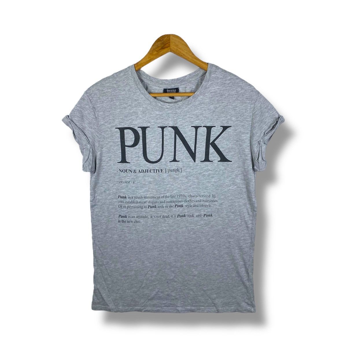 Bershka BERSHKA Punk Pronounce Graphic Women Tops Tee Shirt Medium Size M / US 6-8 / IT 42-44 - 1 Thumbnail